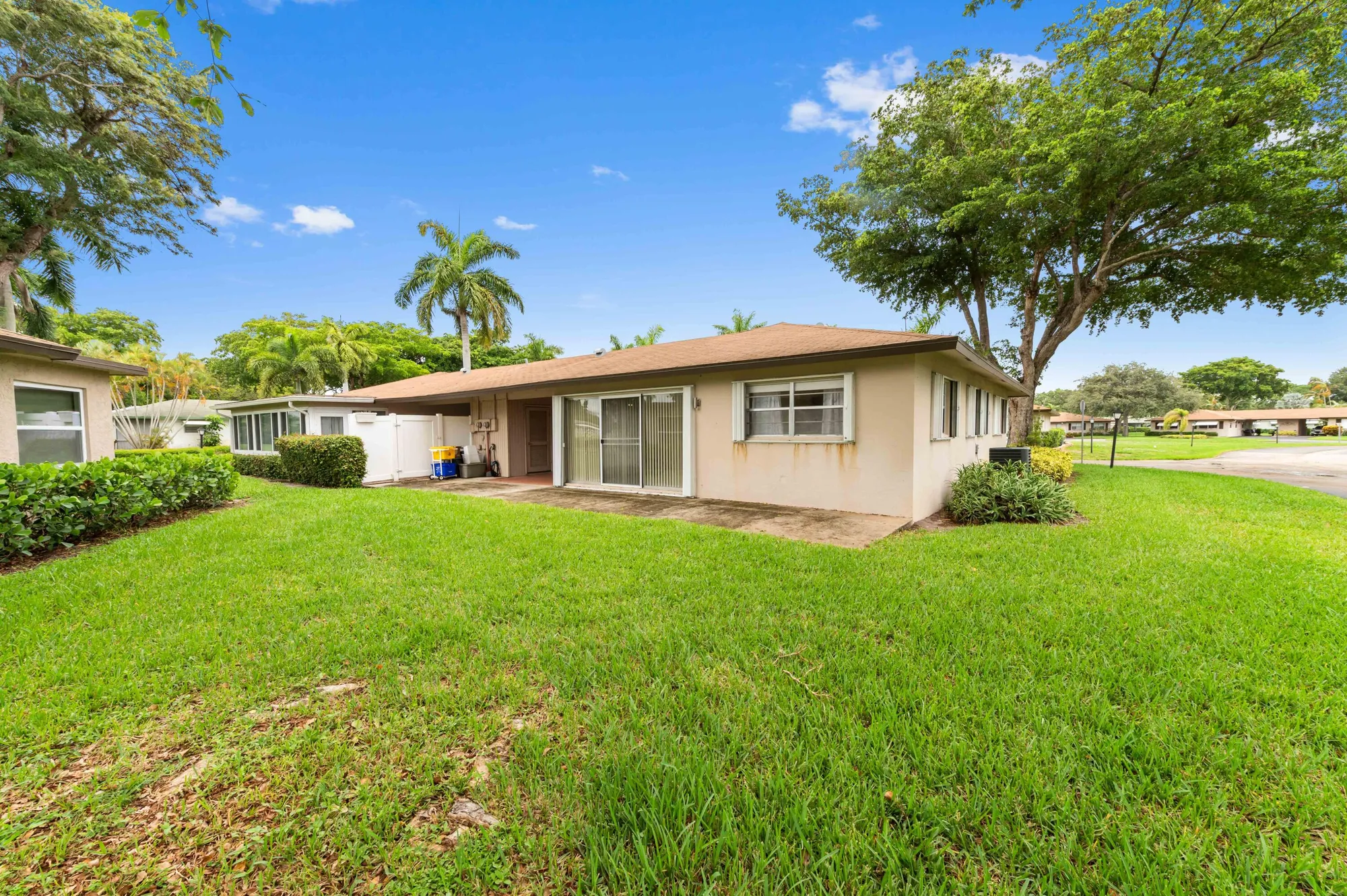 Property Slideshow image 26 of 36 | 155 mockingbird ln, Delray Beach, FL, 33445