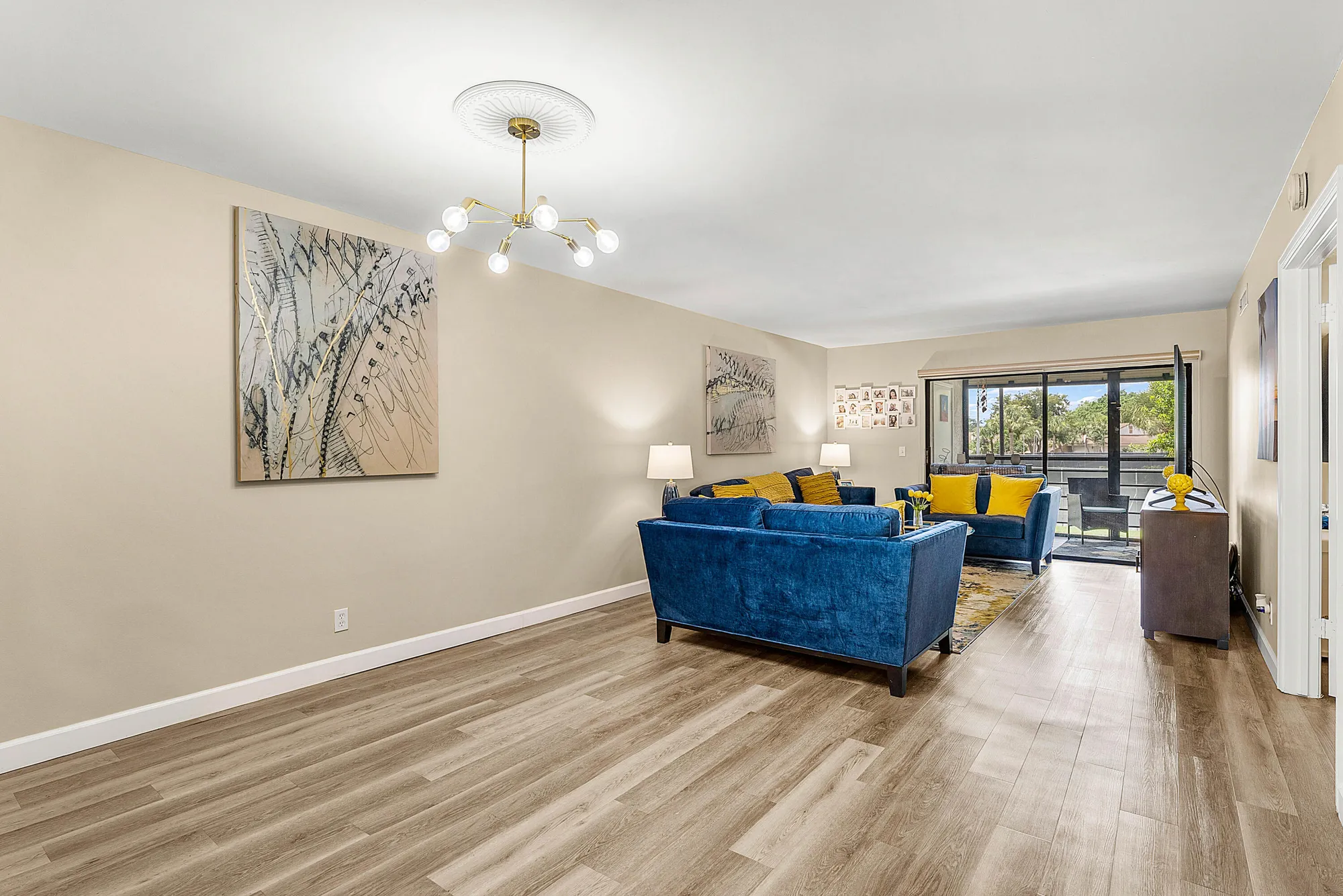 Property Slideshow image 11 of 27 | 10110 cedar point blvd apt 203, Boynton Beach, FL, 33437