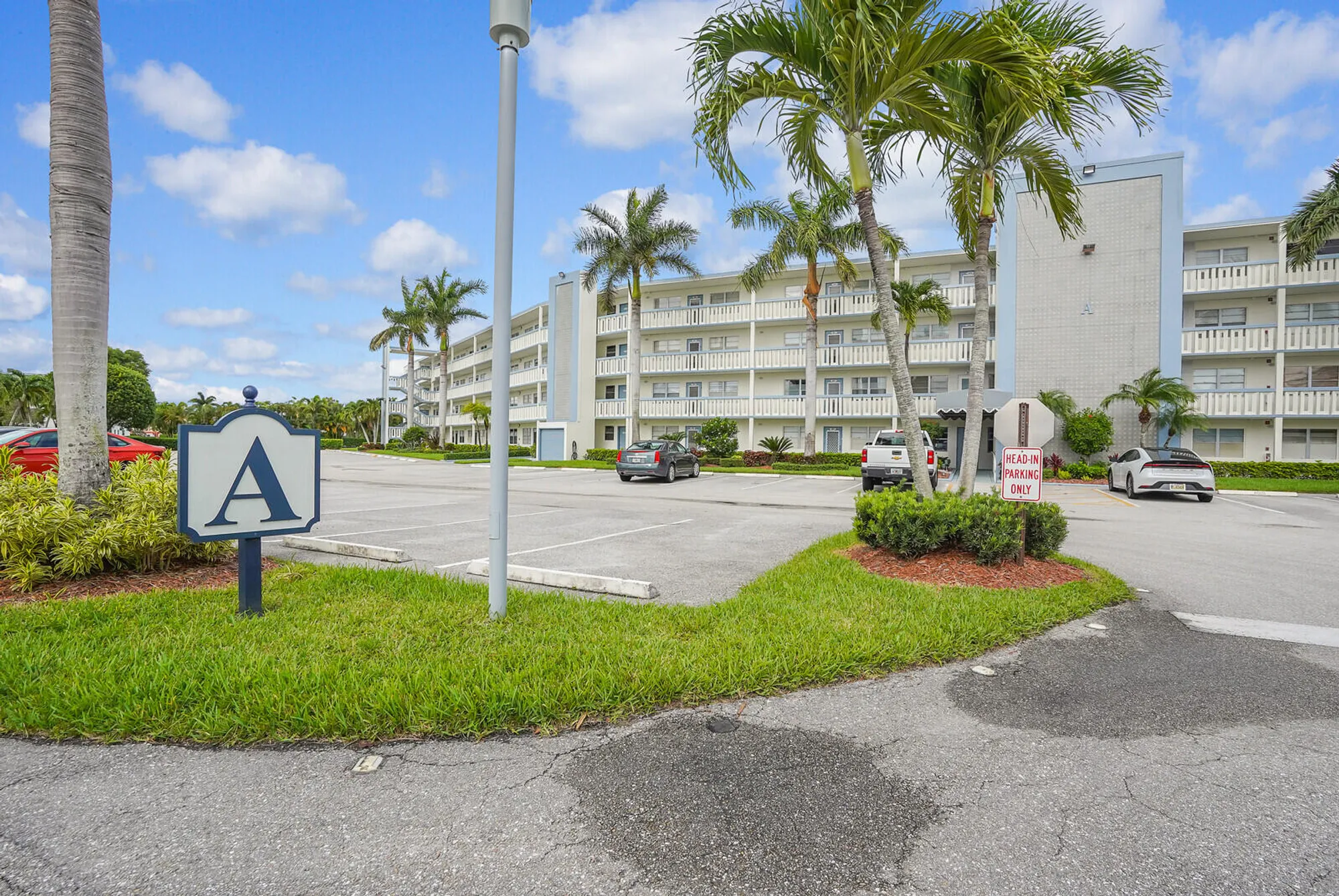 Property Slideshow image 1 of 27 | 4014 yarmouth a, Boca Raton, FL, 33434