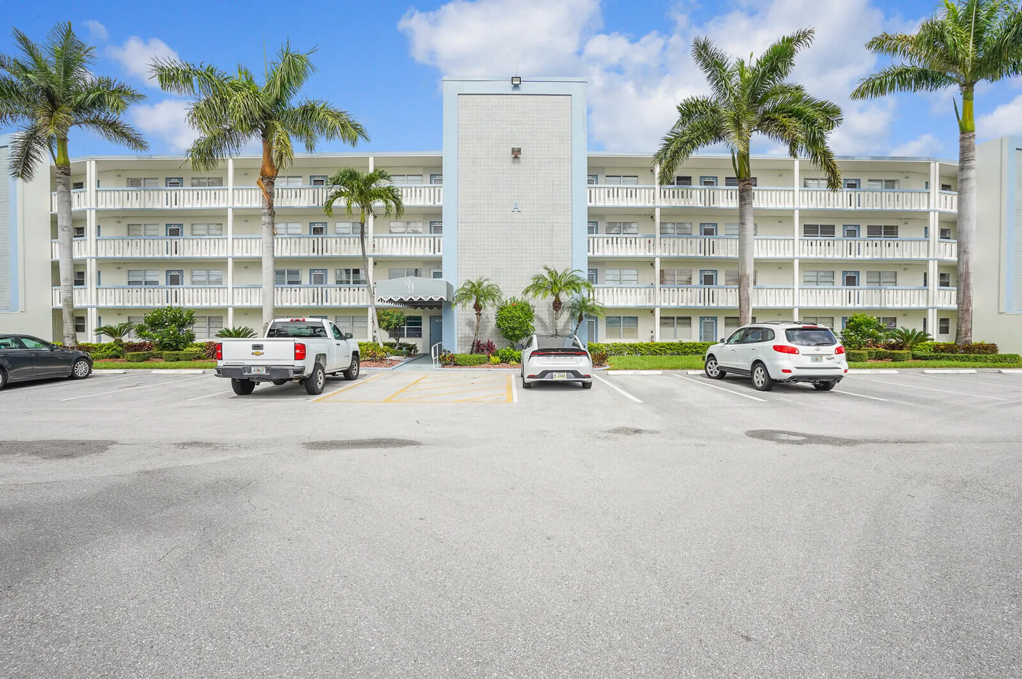 Property Slideshow image 2 of 27 | 4014 yarmouth a, Boca Raton, FL, 33434