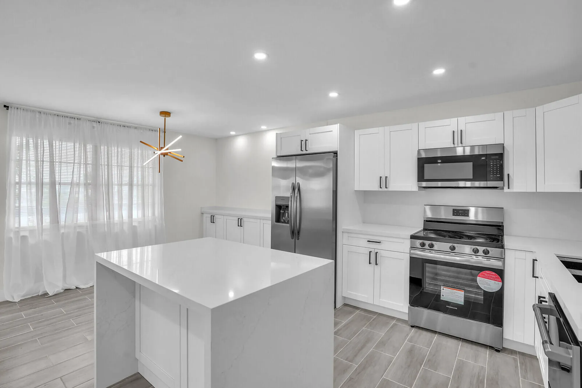 Property Slideshow image 14 of 27 | 4014 yarmouth a, Boca Raton, FL, 33434