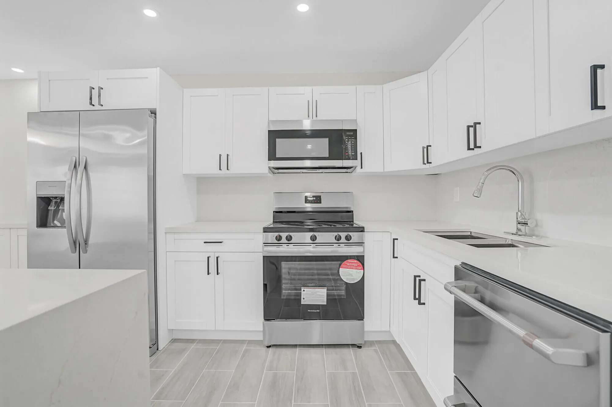 Property Slideshow image 13 of 27 | 4014 yarmouth a, Boca Raton, FL, 33434