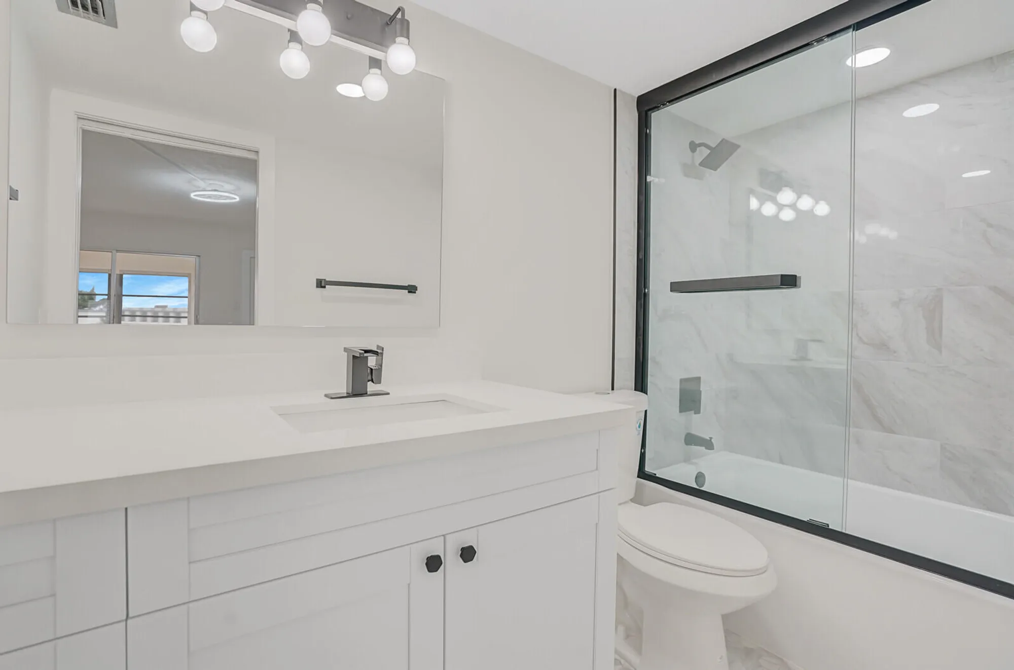 Property Slideshow image 21 of 27 | 4014 yarmouth a, Boca Raton, FL, 33434