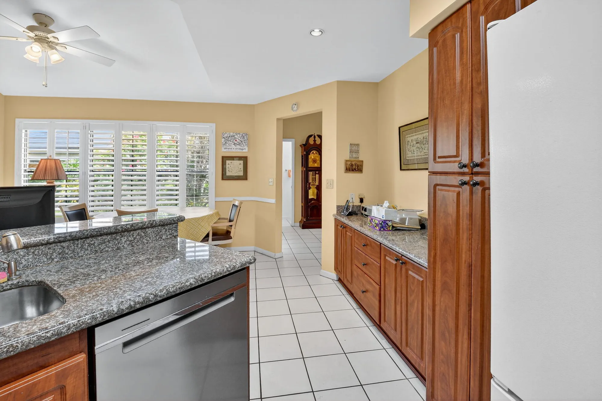Property Slideshow image 19 of 50 | 10916 stafford cir, Boynton Beach, FL, 33436