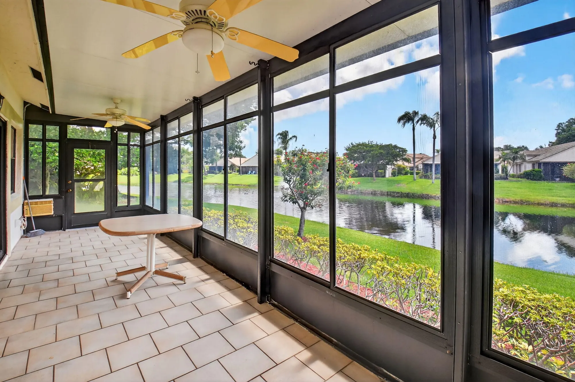 Property Slideshow image 31 of 50 | 10916 stafford cir, Boynton Beach, FL, 33436