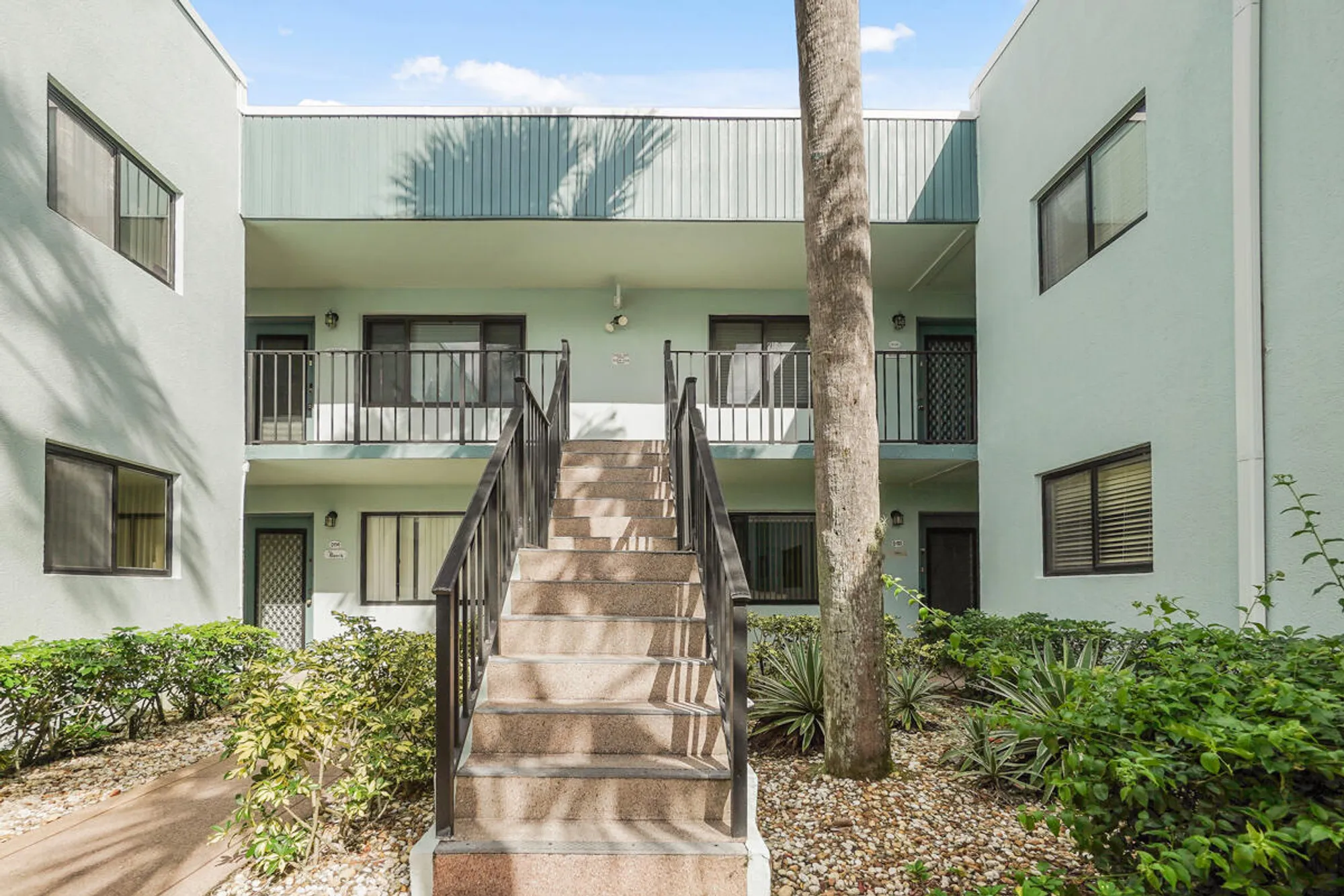 Property Slideshow image 1 of 38 | 15072 ashland pl 132, Delray Beach, FL, 33484