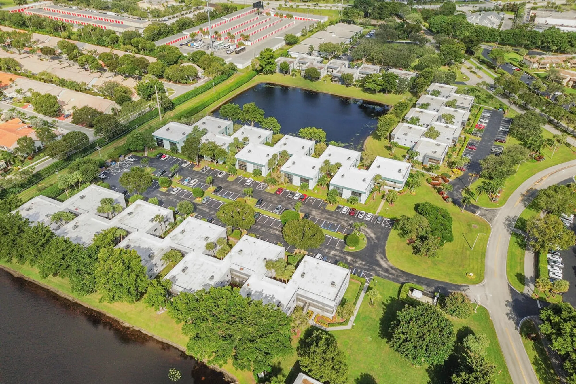 Property Slideshow image 32 of 38 | 15072 ashland pl 132, Delray Beach, FL, 33484