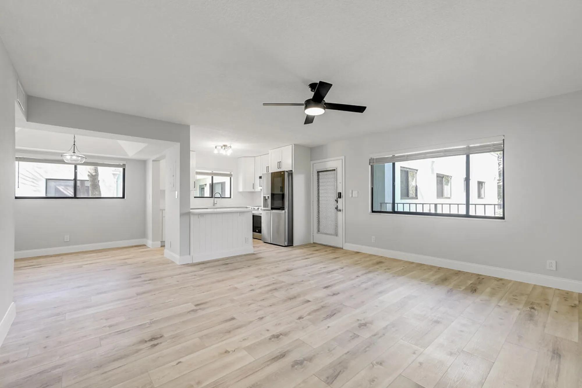 Property Slideshow image 11 of 38 | 15072 ashland pl 132, Delray Beach, FL, 33484