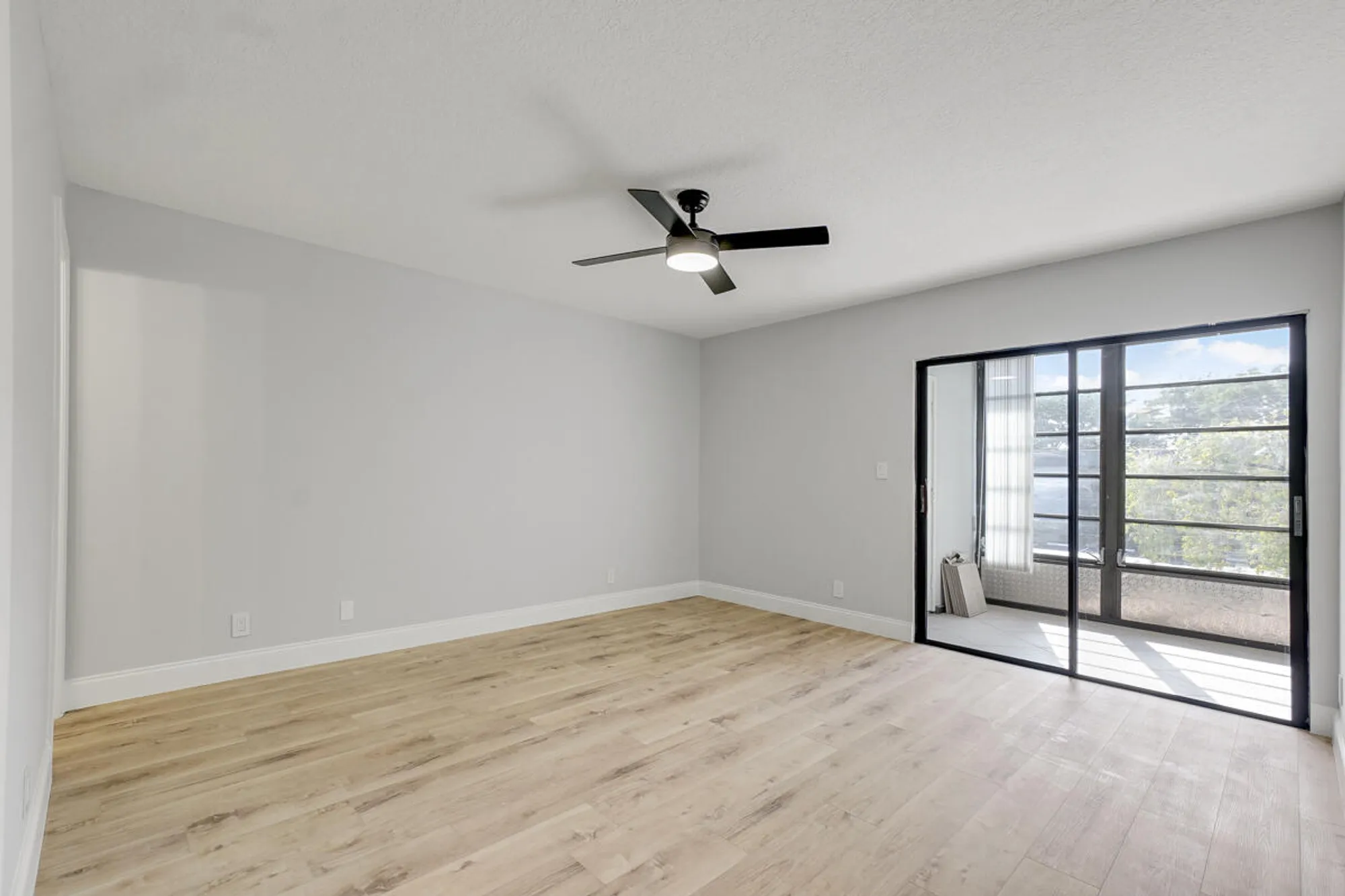 Property Slideshow image 16 of 38 | 15072 ashland pl 132, Delray Beach, FL, 33484