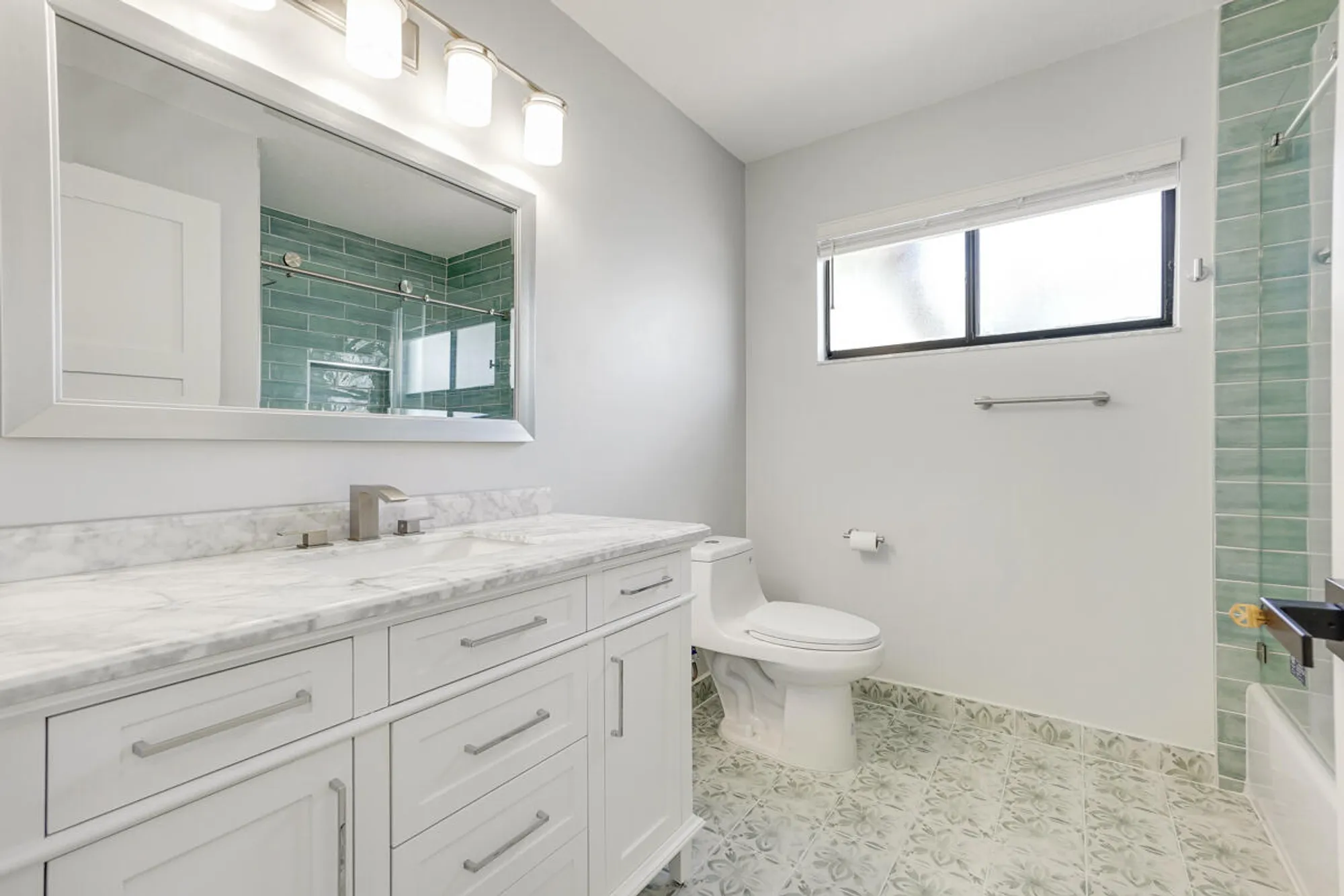 Property Slideshow image 19 of 38 | 15072 ashland pl 132, Delray Beach, FL, 33484