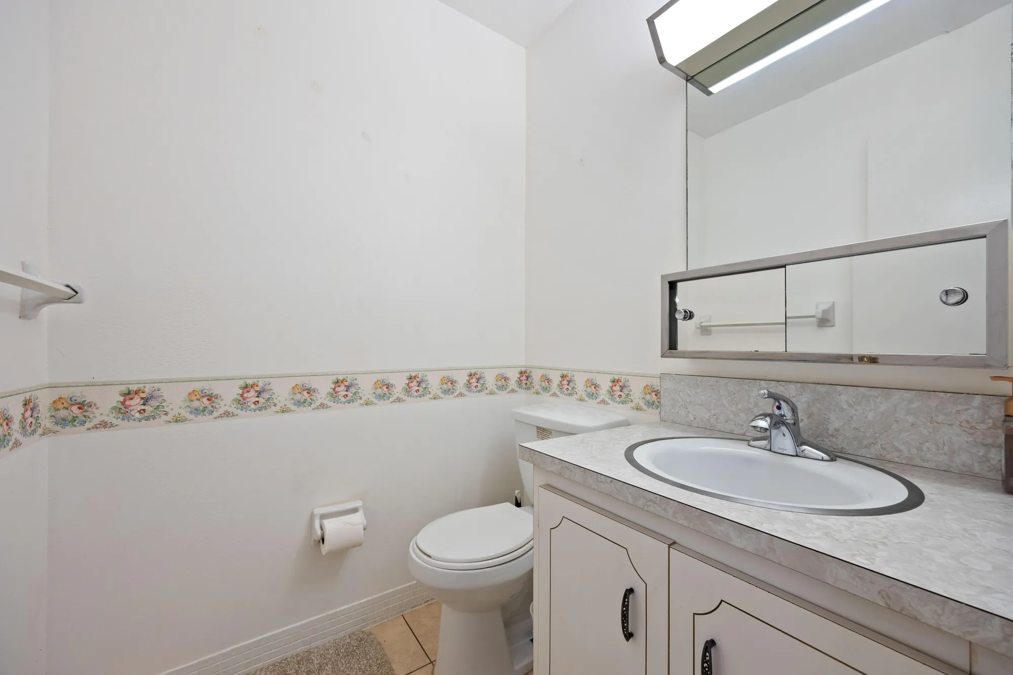 Property Slideshow image 12 of 17 | 355 main blvd b, Boynton Beach, FL, 33435