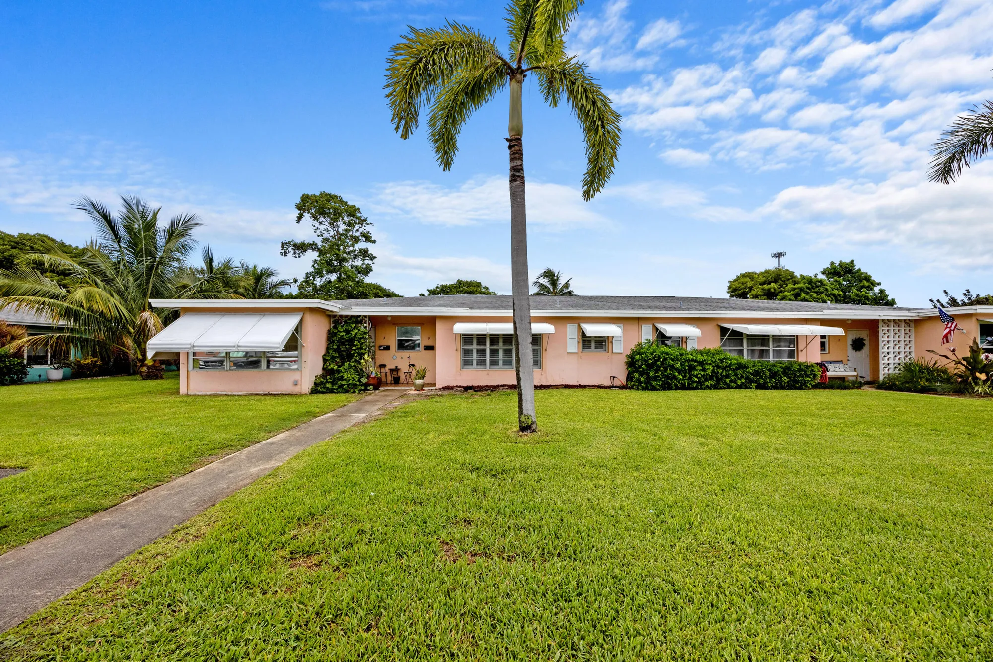 Property Slideshow image 1 of 17 | 355 main blvd b, Boynton Beach, FL, 33435