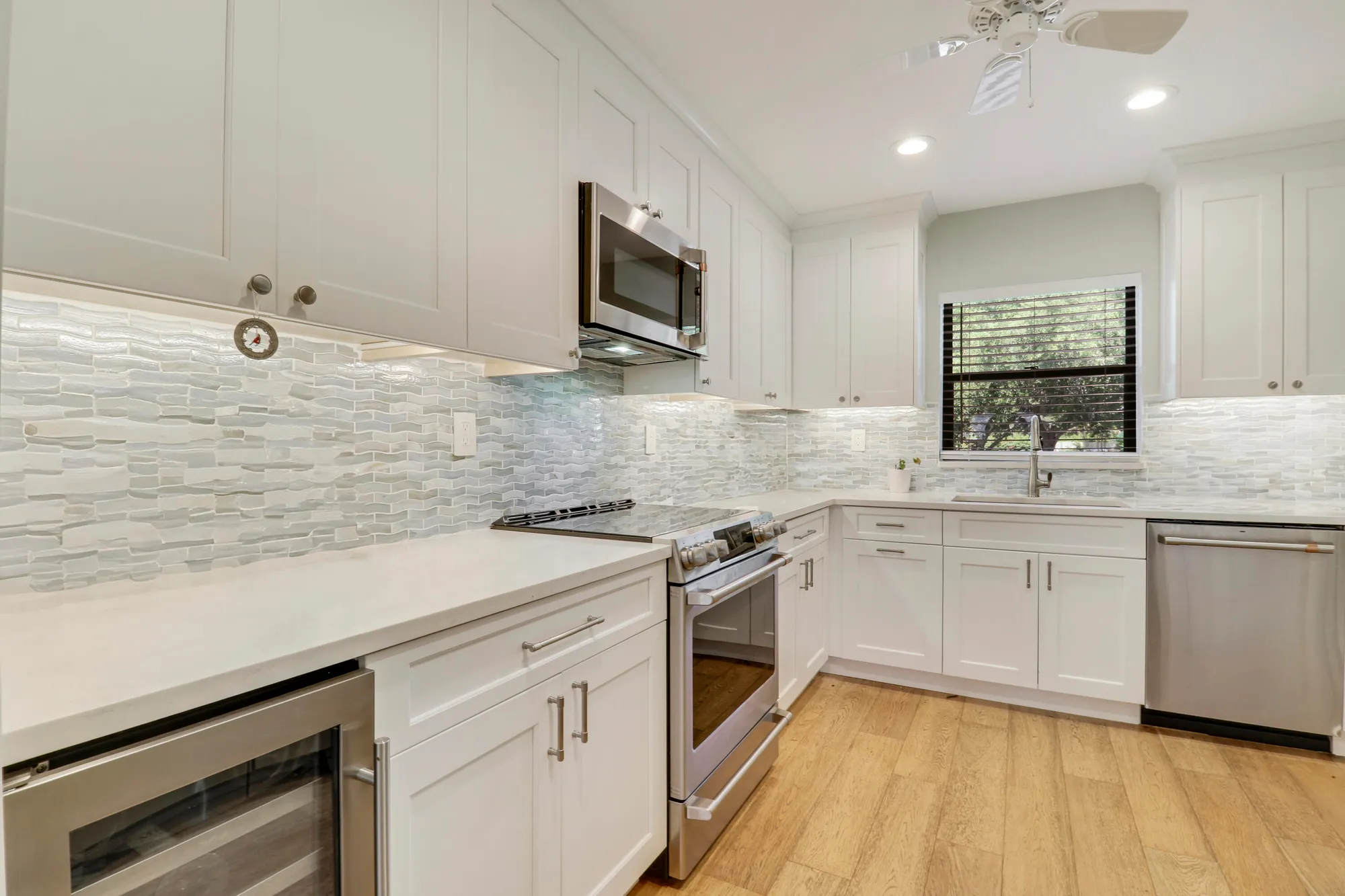 Property Slideshow image 4 of 28 | 300 intracoastal pl 204, Jupiter, FL, 33469