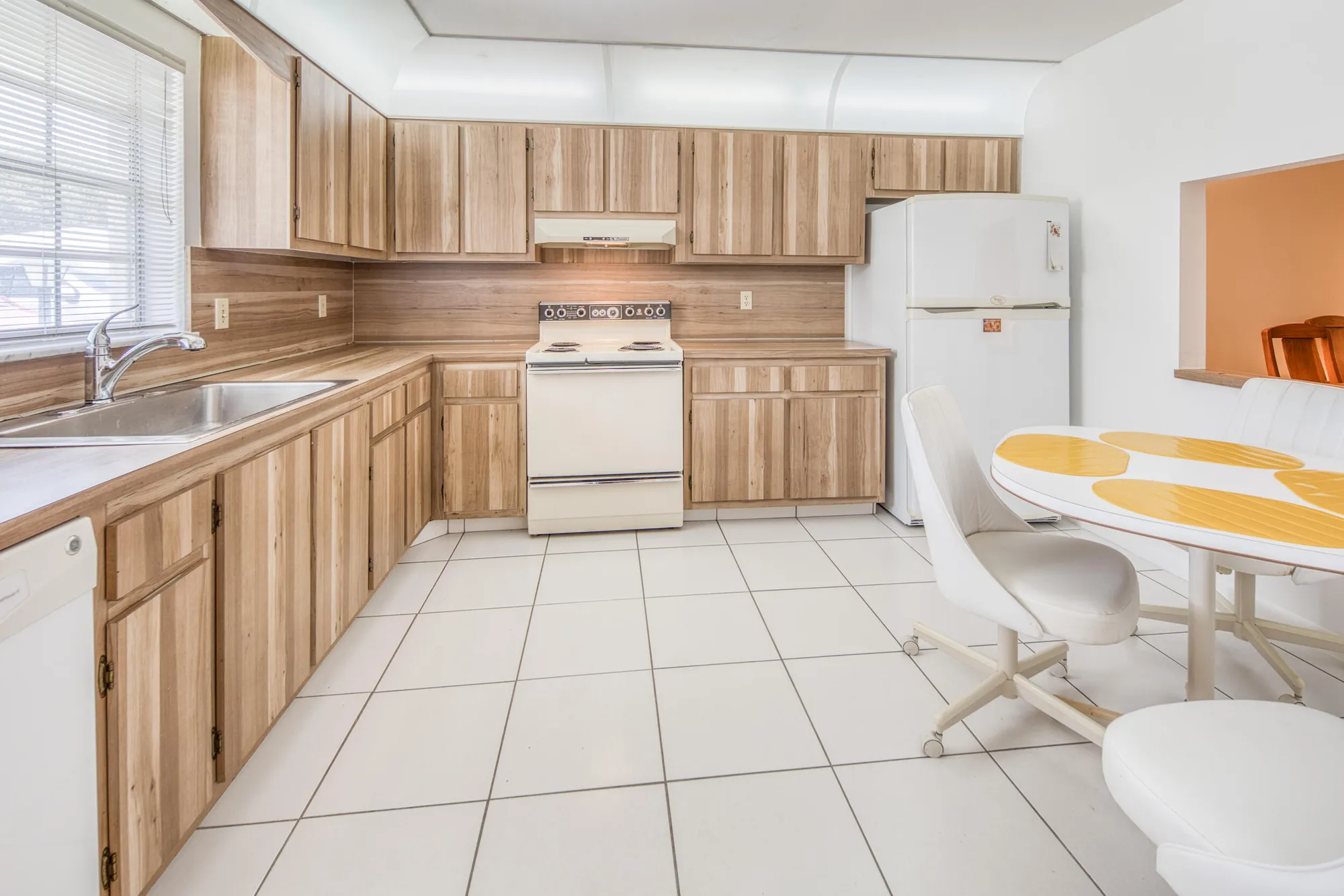 Property Slideshow image 13 of 37 | 445 franconia cir, Lake Worth, FL, 33467