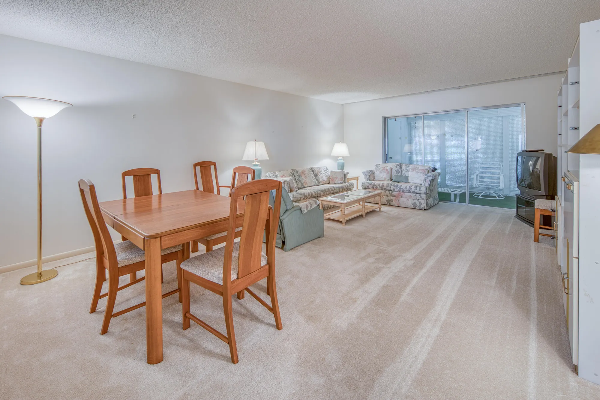 Property Slideshow image 4 of 37 | 445 franconia cir, Lake Worth, FL, 33467