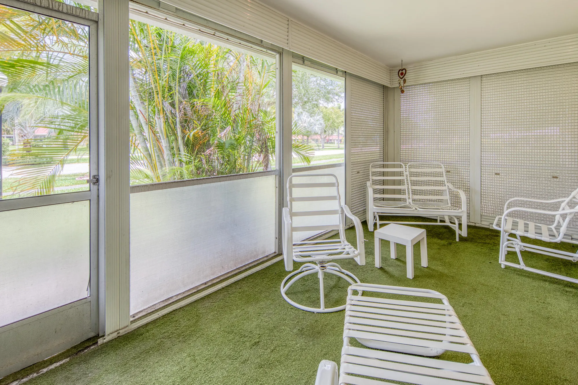Property Slideshow image 21 of 37 | 445 franconia cir, Lake Worth, FL, 33467