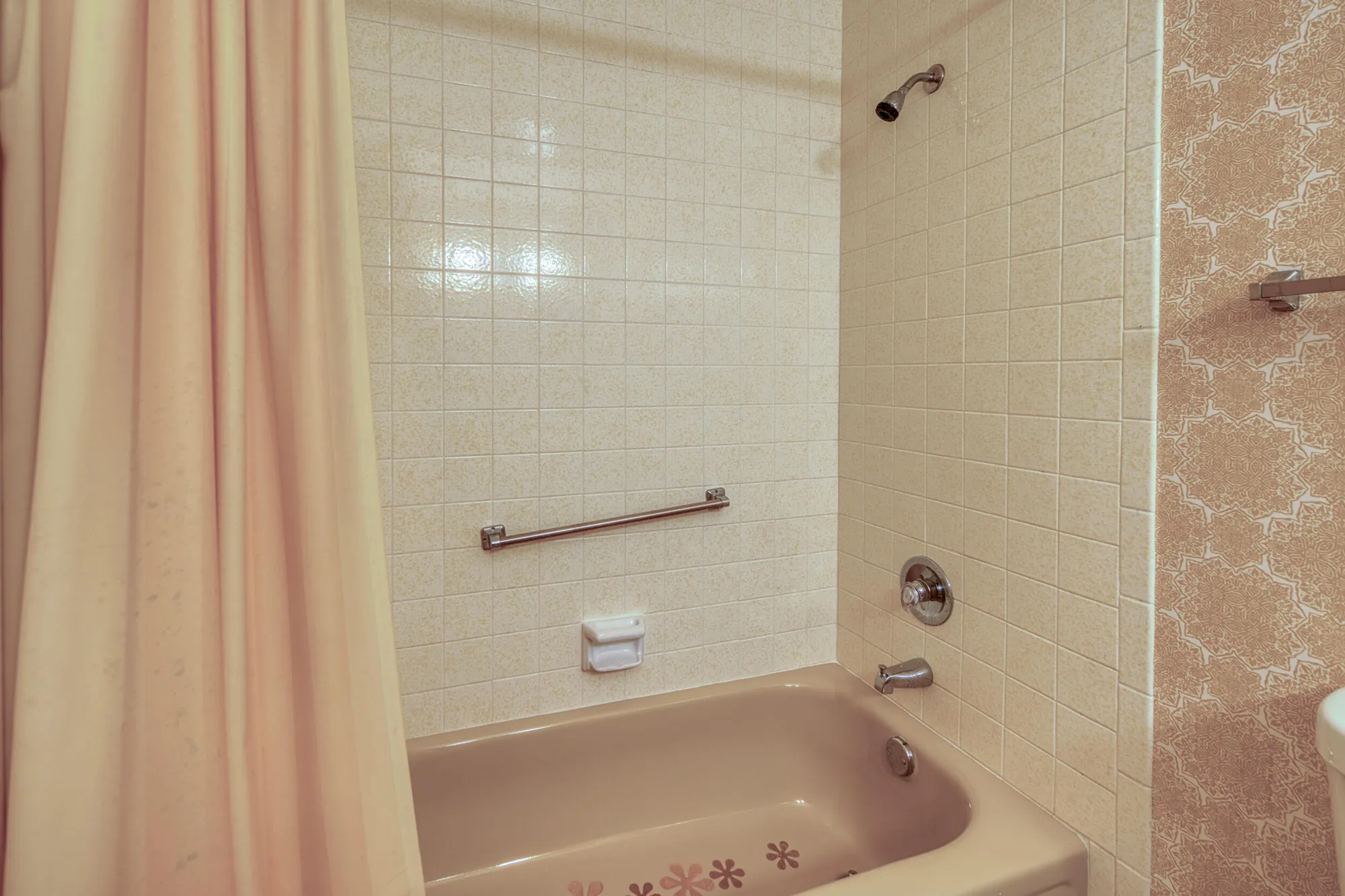 Property Slideshow image 26 of 37 | 445 franconia cir, Lake Worth, FL, 33467