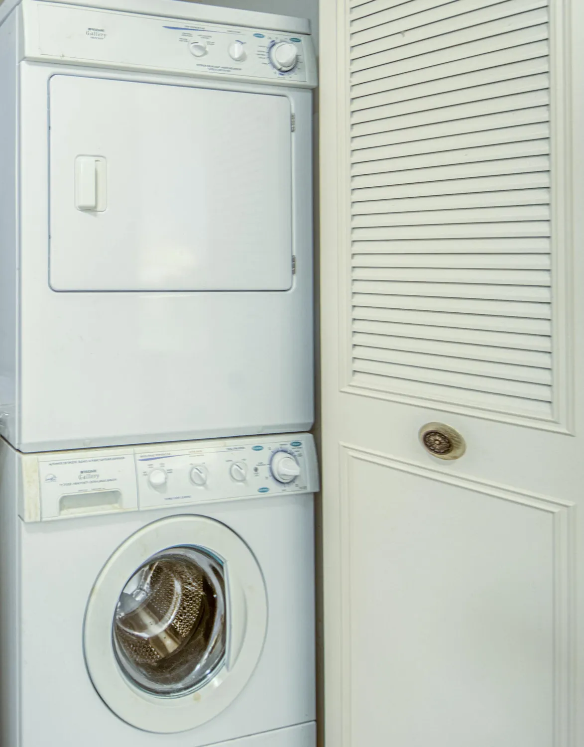 Property Slideshow image 11 of 37 | 445 franconia cir, Lake Worth, FL, 33467