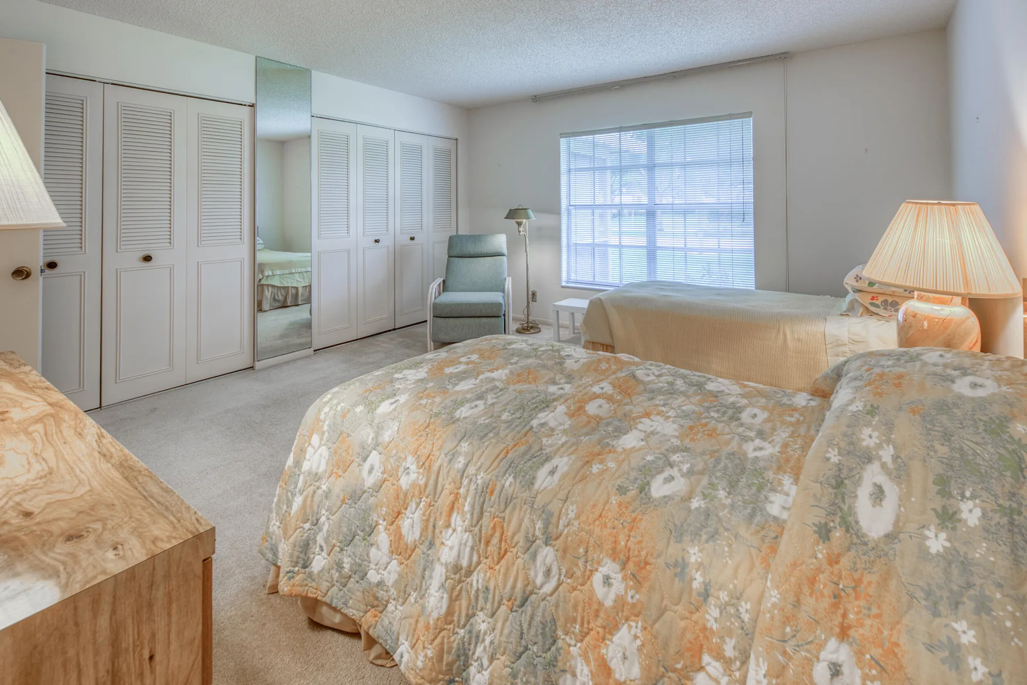 Property Slideshow image 24 of 37 | 445 franconia cir, Lake Worth, FL, 33467