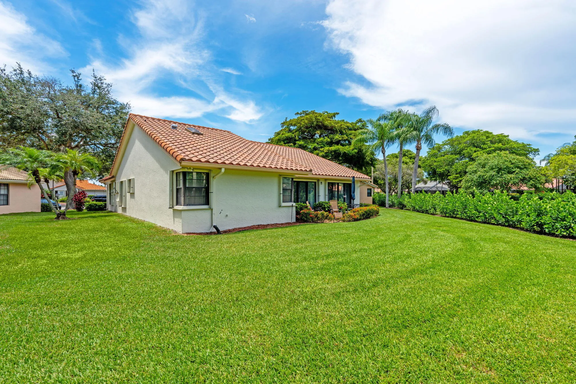 Property Slideshow image 23 of 51 | 4520 catamaran cir, Boynton Beach, FL, 33436