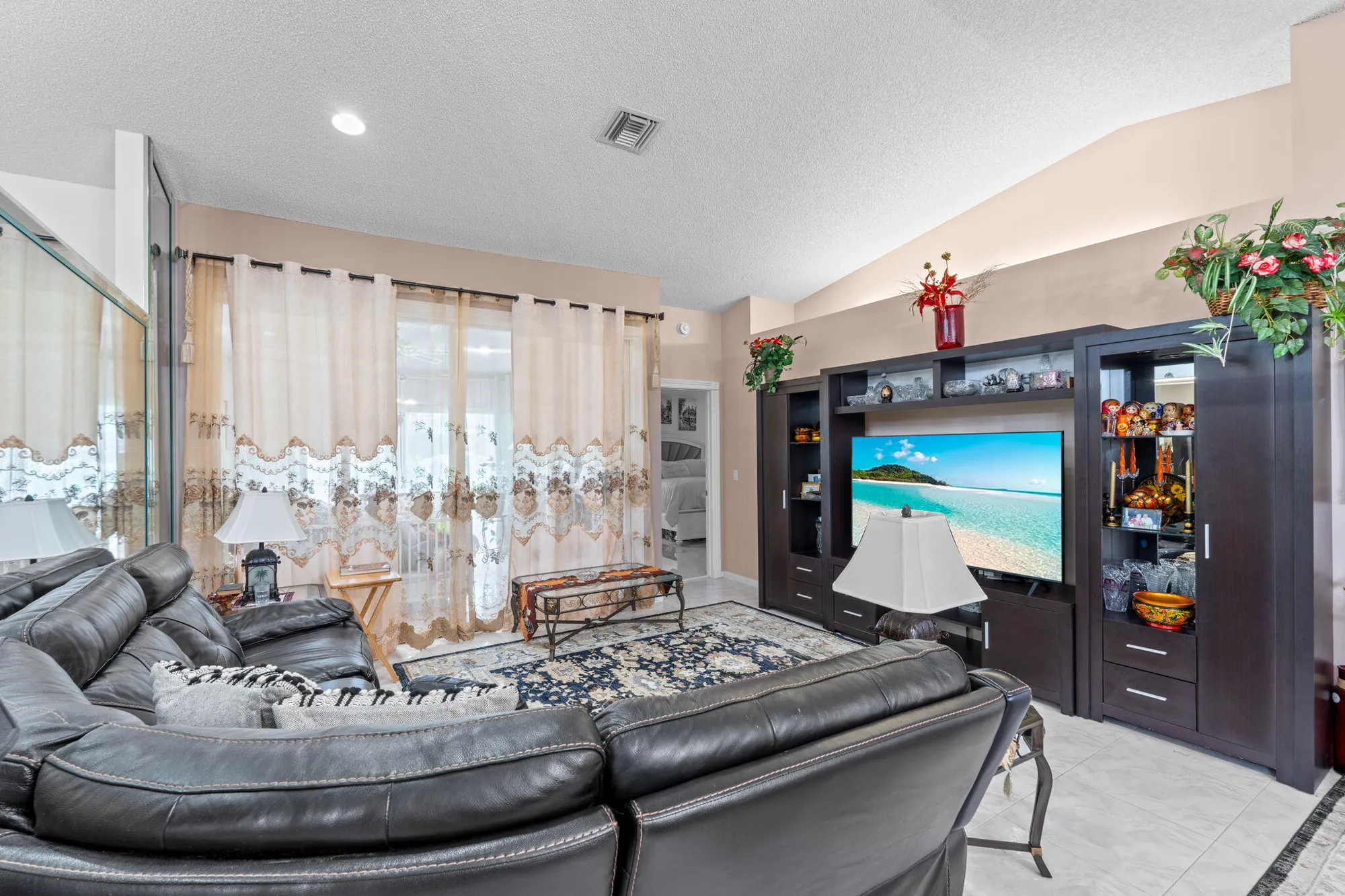 Property Slideshow image 13 of 51 | 4520 catamaran cir, Boynton Beach, FL, 33436