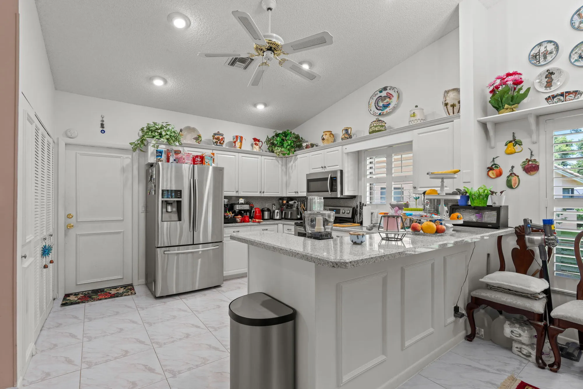 Property Slideshow image 17 of 51 | 4520 catamaran cir, Boynton Beach, FL, 33436