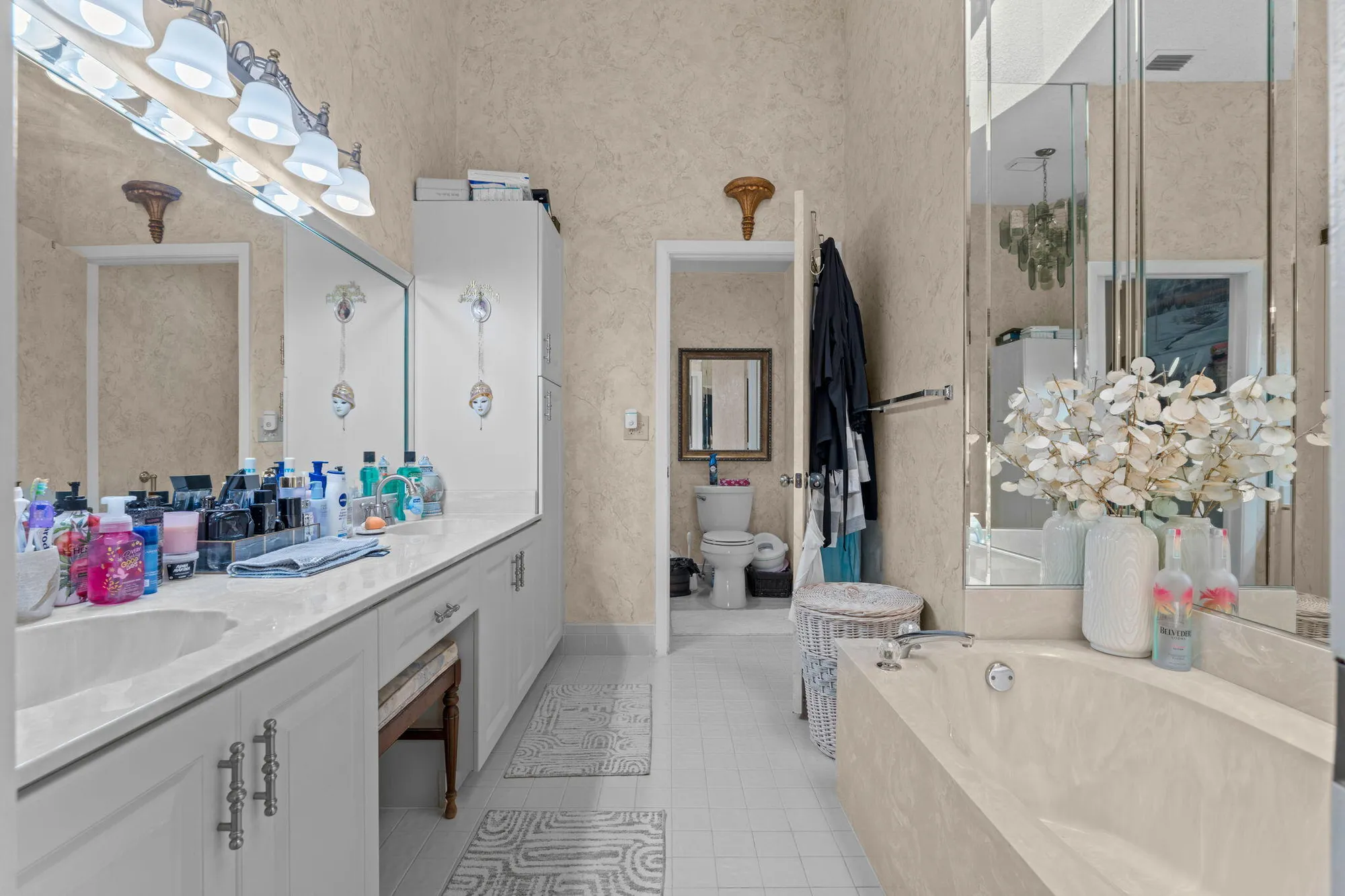 Property Slideshow image 29 of 51 | 4520 catamaran cir, Boynton Beach, FL, 33436