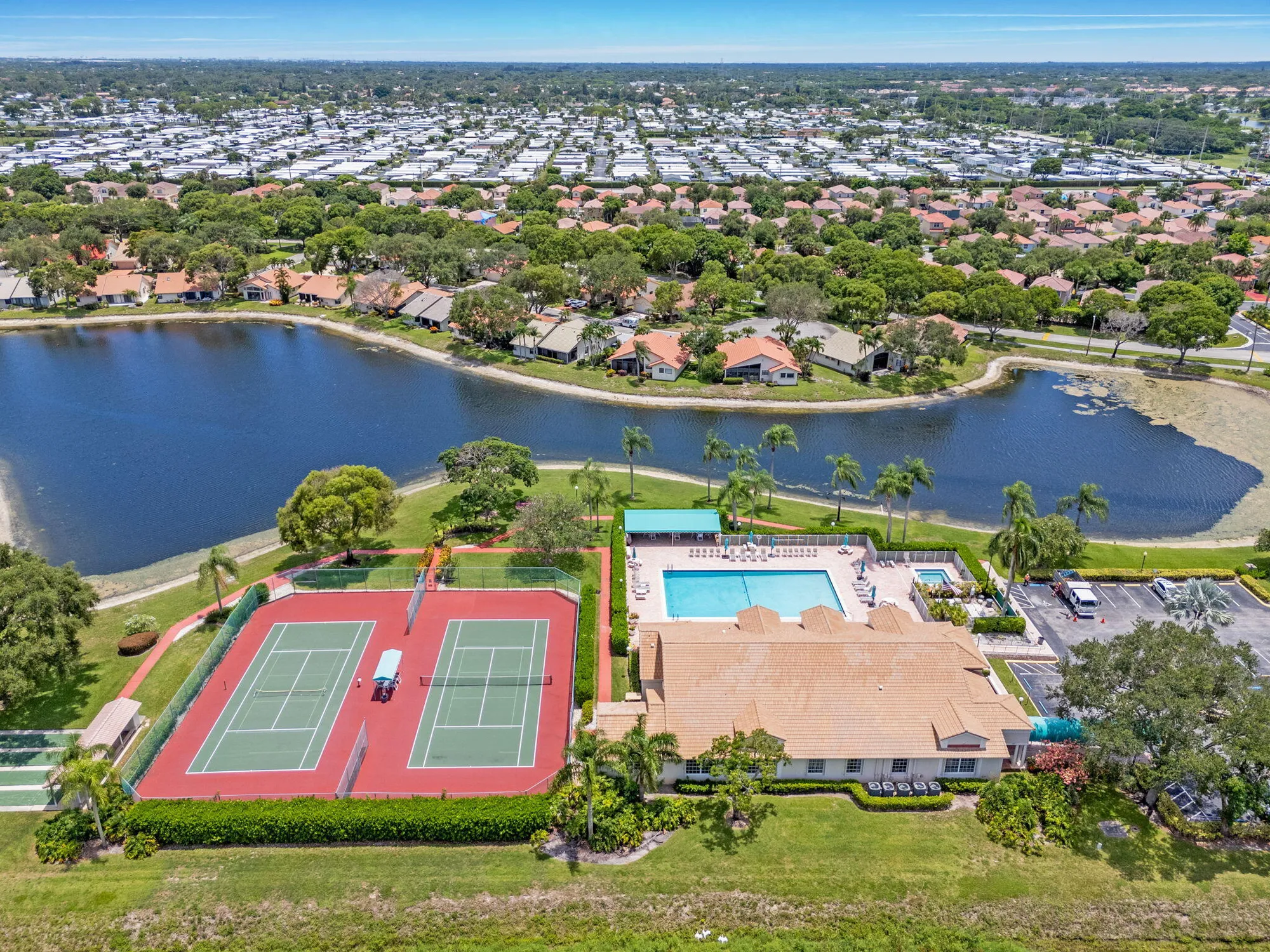 Property Slideshow image 45 of 51 | 4520 catamaran cir, Boynton Beach, FL, 33436