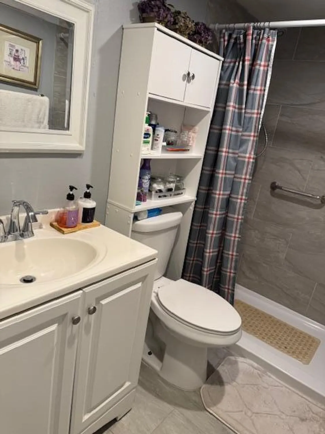 Property Slideshow image 10 of 23 | 3000 springdale blvd apt v204, Palm Springs, FL, 33461