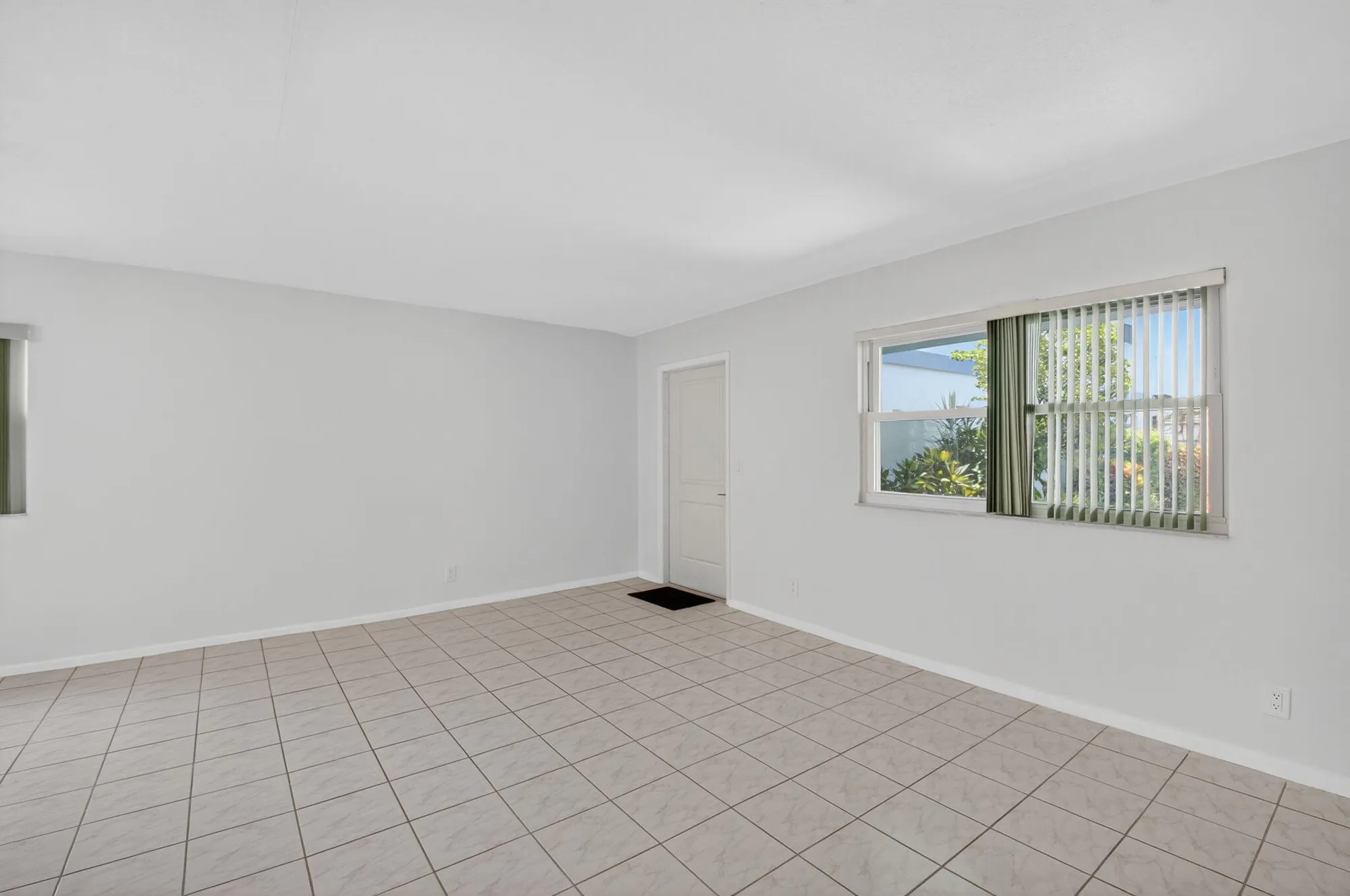 Property Slideshow image 9 of 45 | 294 tuscany f, Delray Beach, FL, 33446
