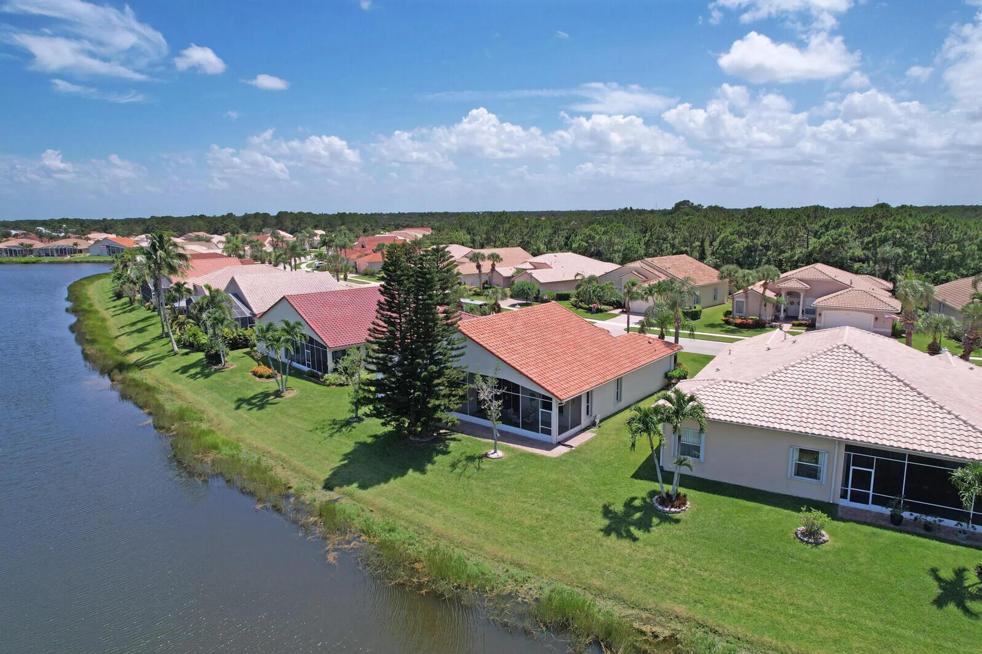 Property Slideshow image 7 of 64 | 486 nw blue lake dr, Port Saint Lucie, FL, 34986