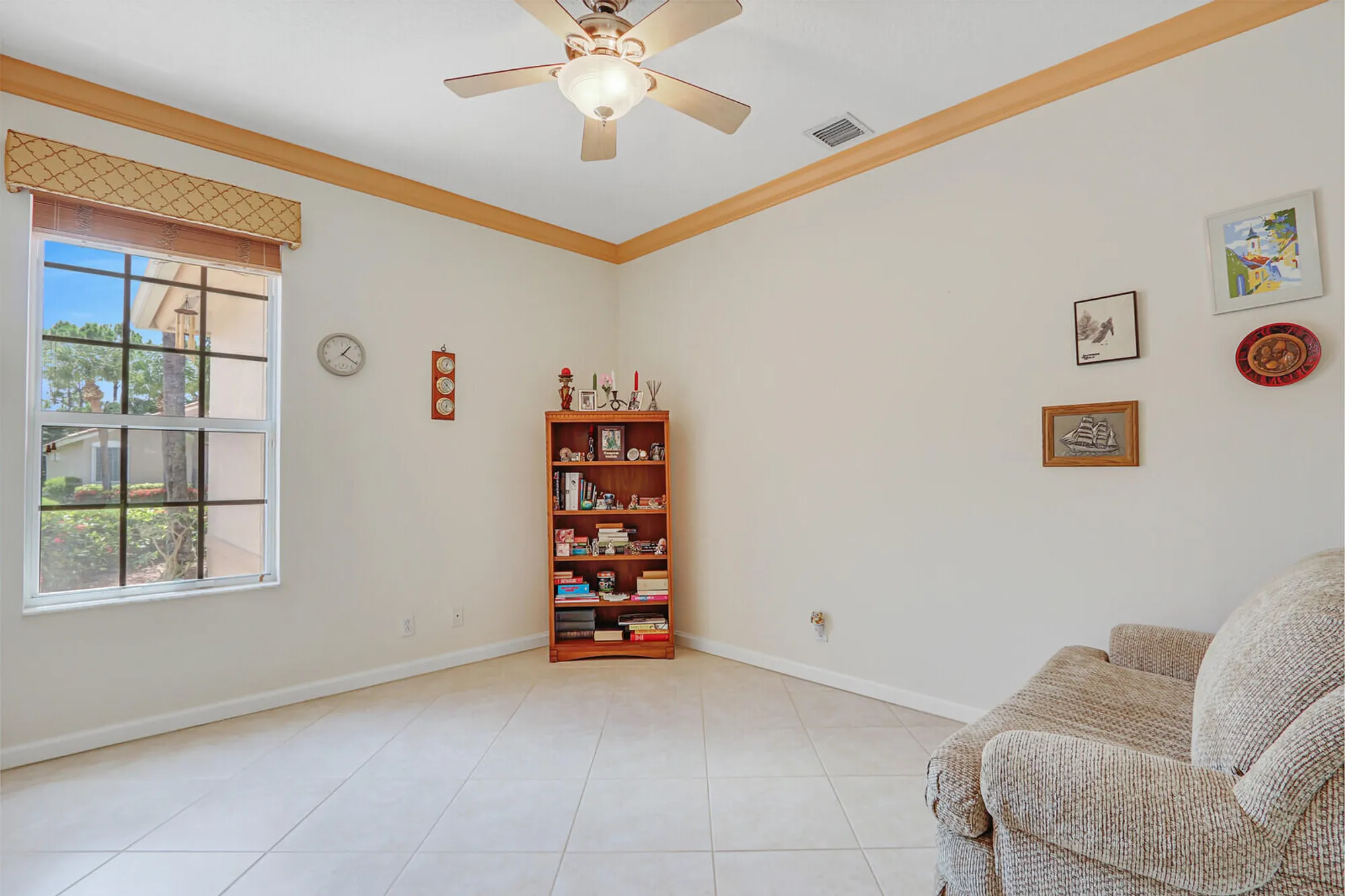 Property Slideshow image 41 of 64 | 486 nw blue lake dr, Port Saint Lucie, FL, 34986