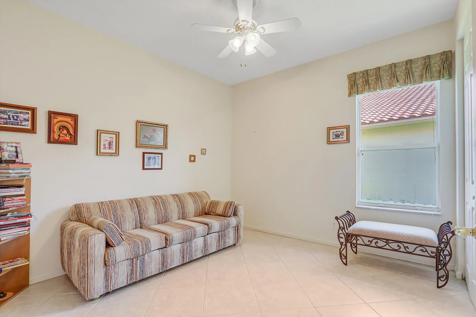 Property Slideshow image 42 of 64 | 486 nw blue lake dr, Port Saint Lucie, FL, 34986