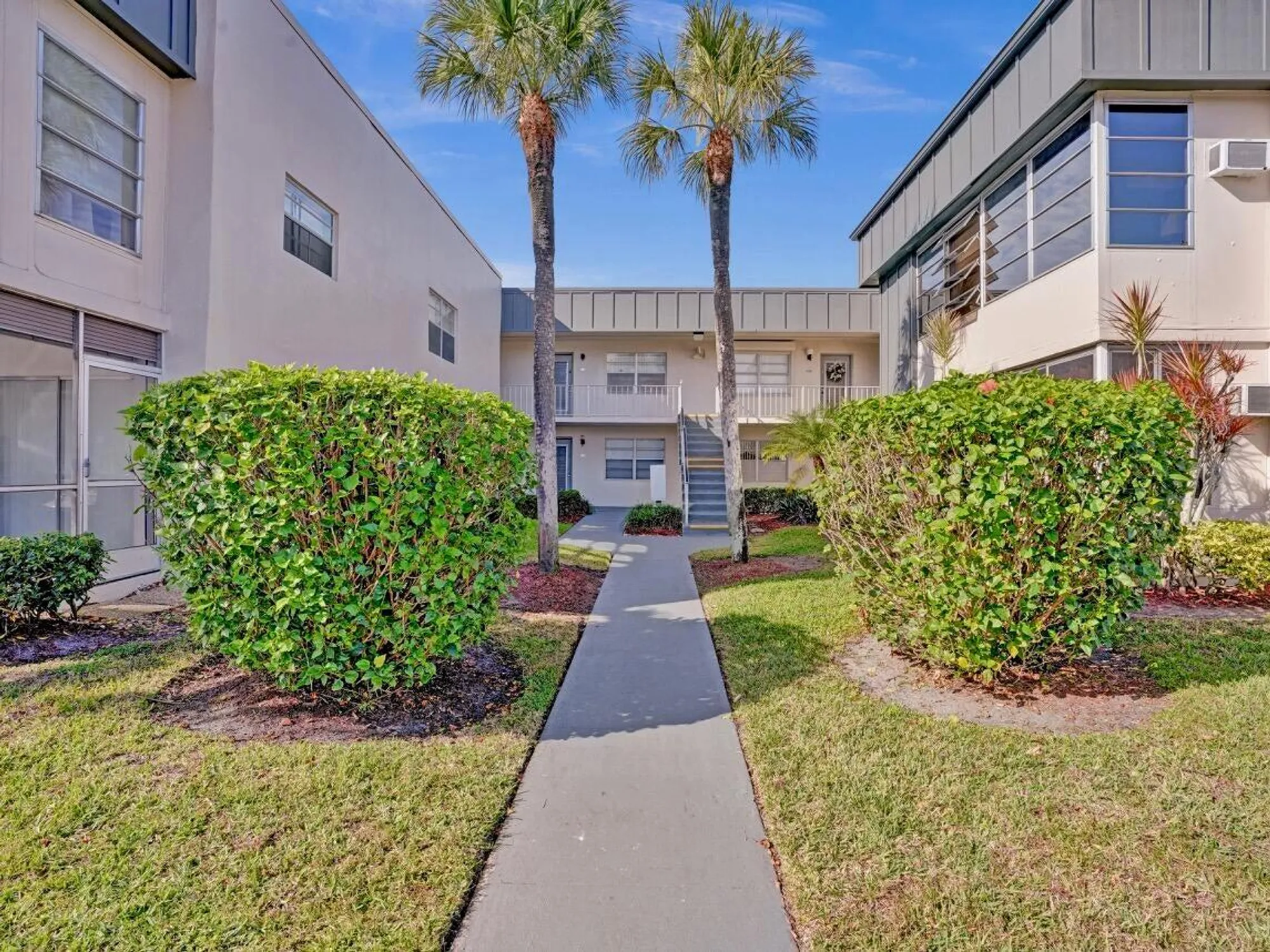 Property Slideshow image 3 of 41 | 298 burgundy g, Delray Beach, FL, 33484