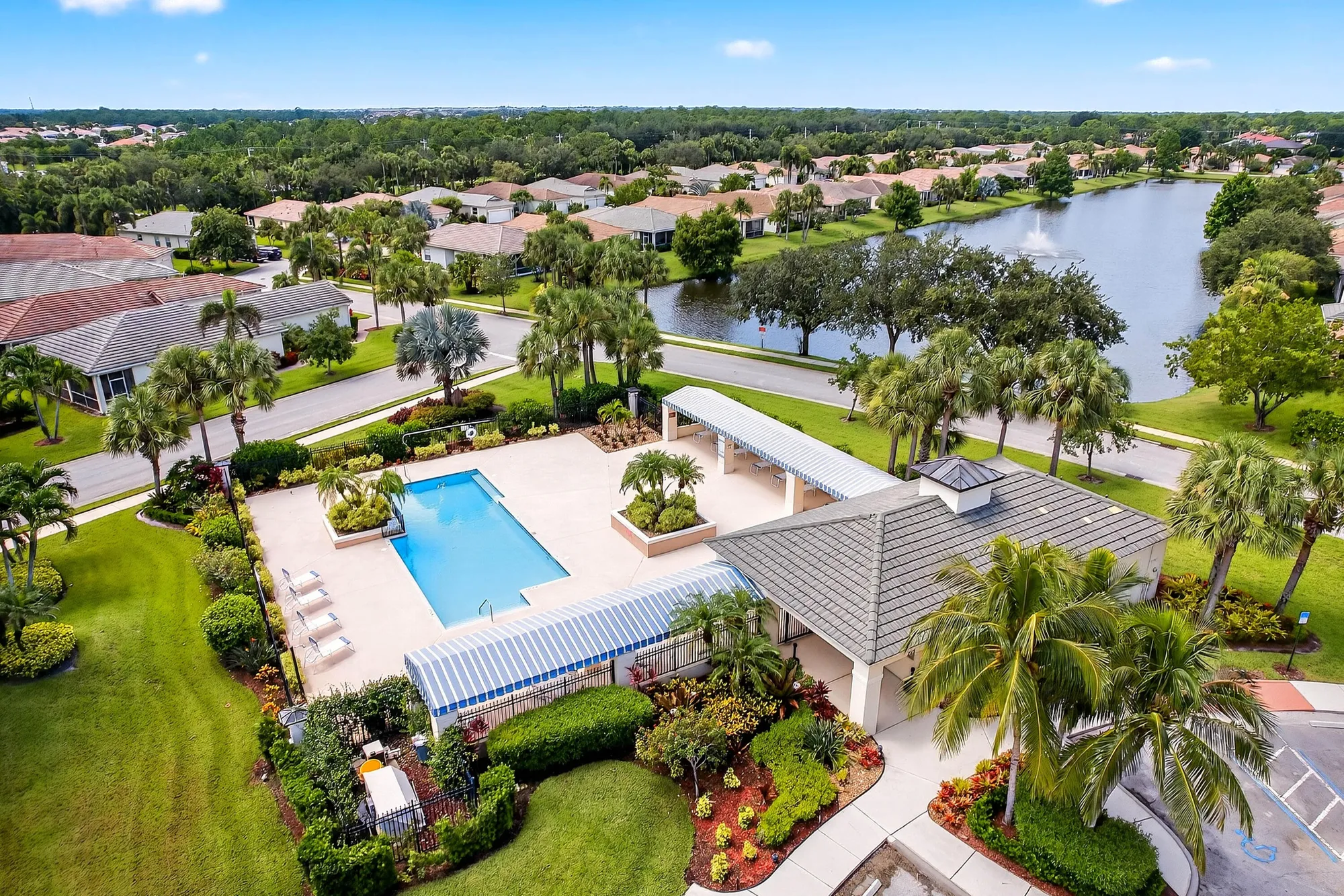 Property Slideshow image 6 of 33 | 212 sw coconut key way, Port Saint Lucie, FL, 34986