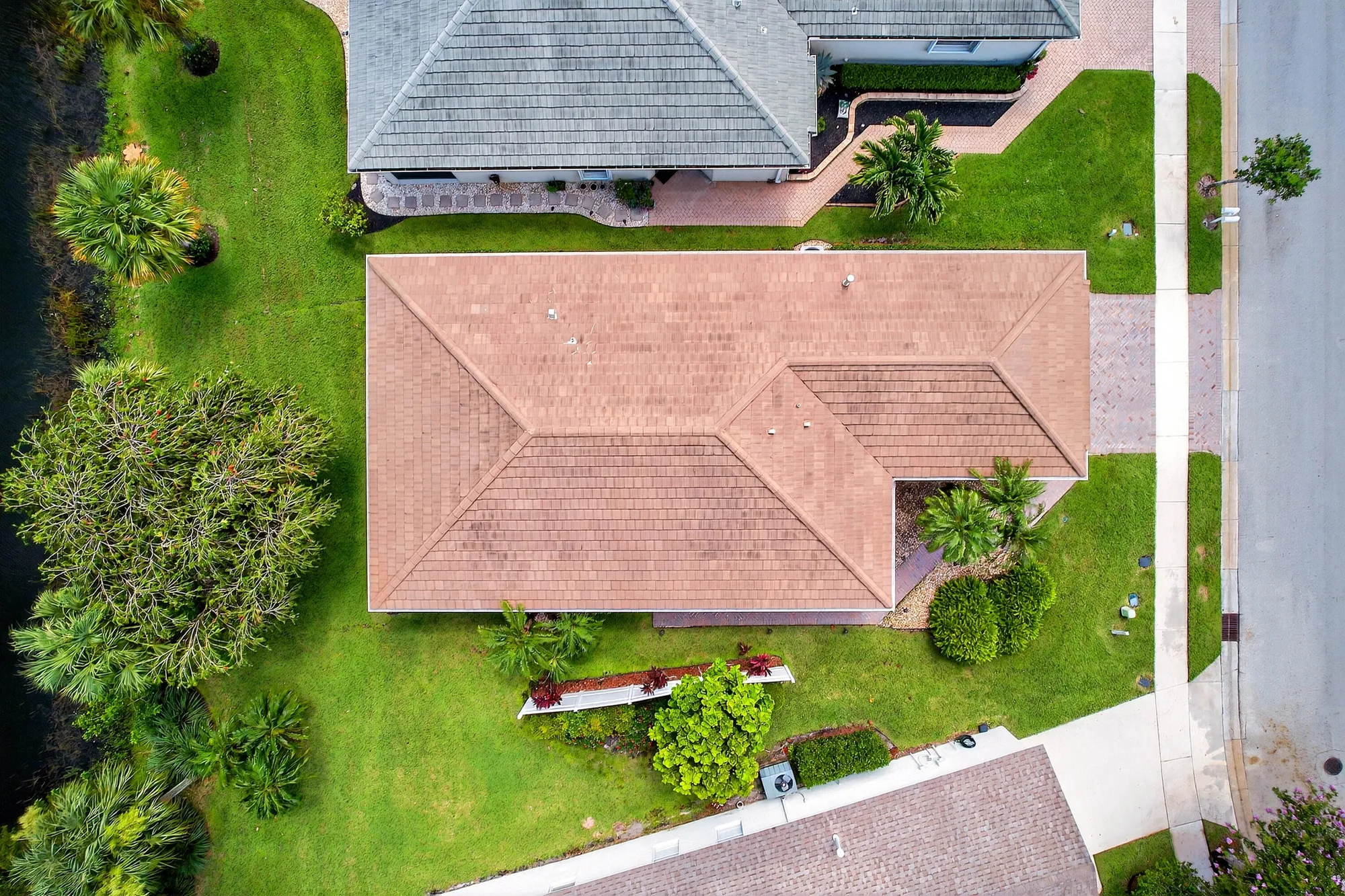 Property Slideshow image 8 of 33 | 212 sw coconut key way, Port Saint Lucie, FL, 34986