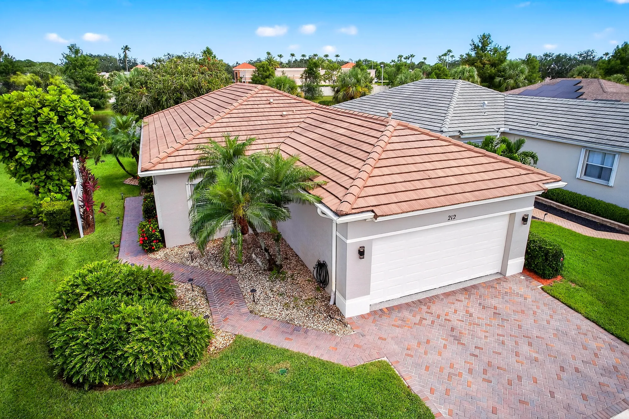 Property Slideshow image 10 of 33 | 212 sw coconut key way, Port Saint Lucie, FL, 34986