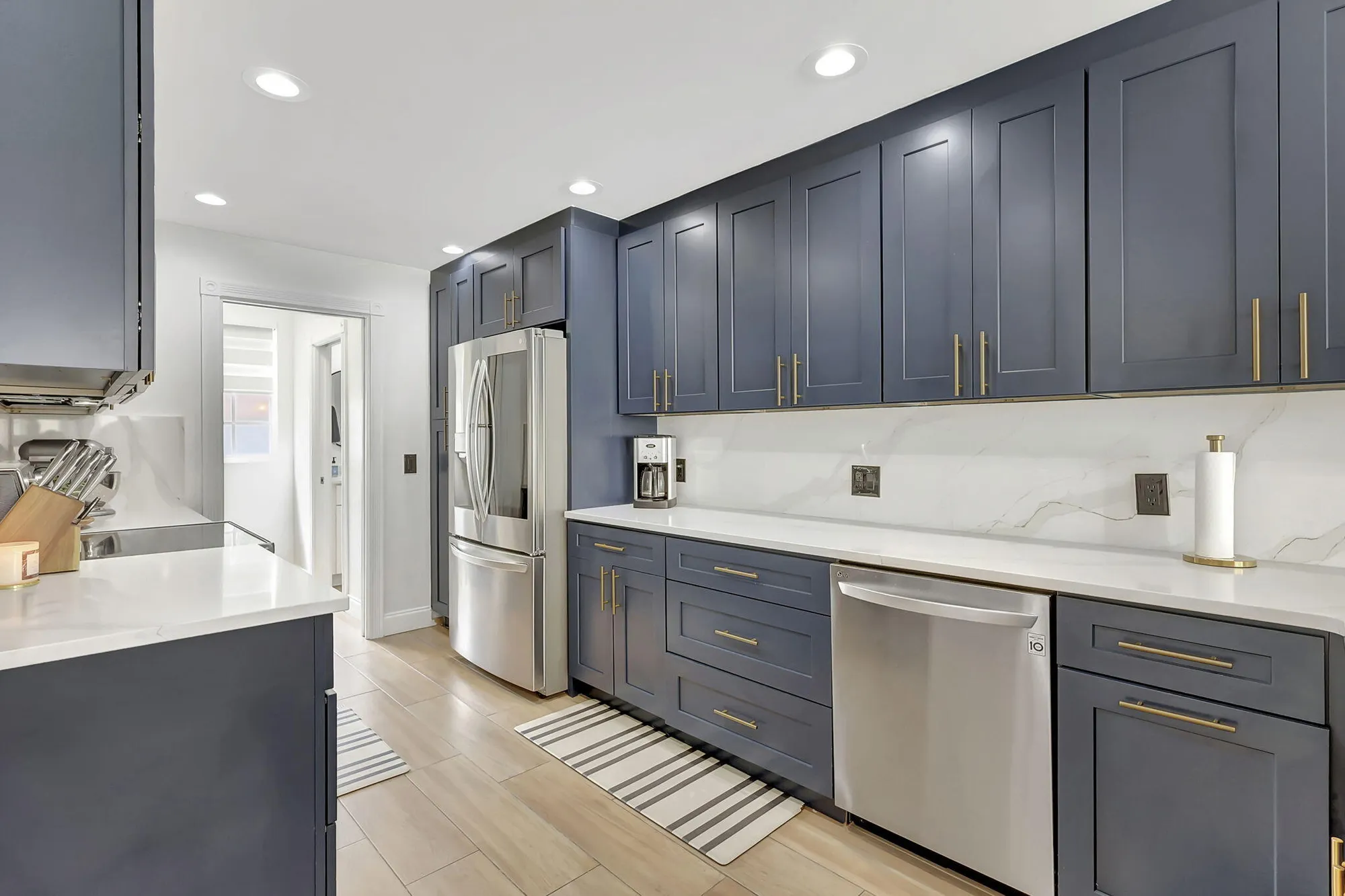 Property Slideshow image 12 of 55 | 2141 tigris dr, West Palm Beach, FL, 33411