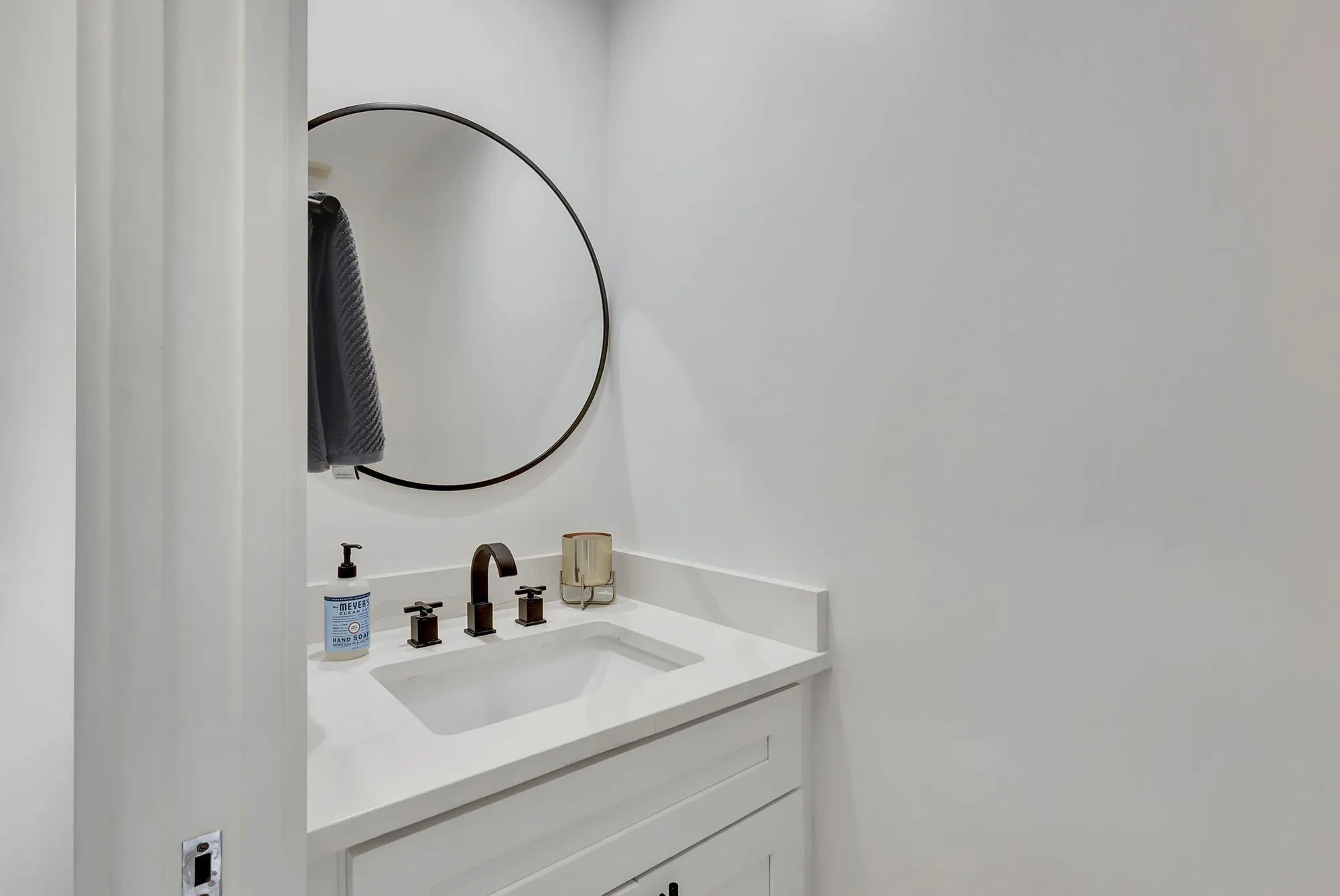 Property Slideshow image 18 of 55 | 2141 tigris dr, West Palm Beach, FL, 33411