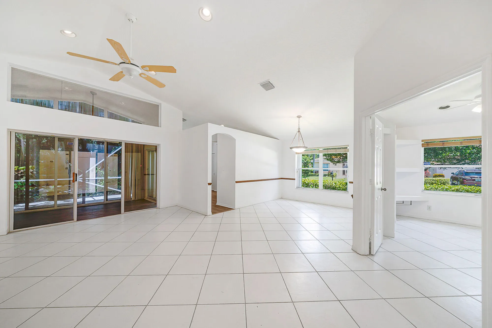 Property Slideshow image 8 of 41 | 12055 tevere dr, Boynton Beach, FL, 33437