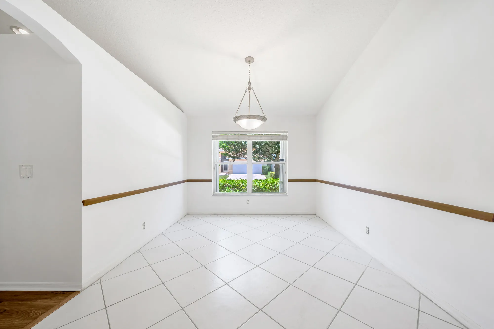 Property Slideshow image 10 of 41 | 12055 tevere dr, Boynton Beach, FL, 33437