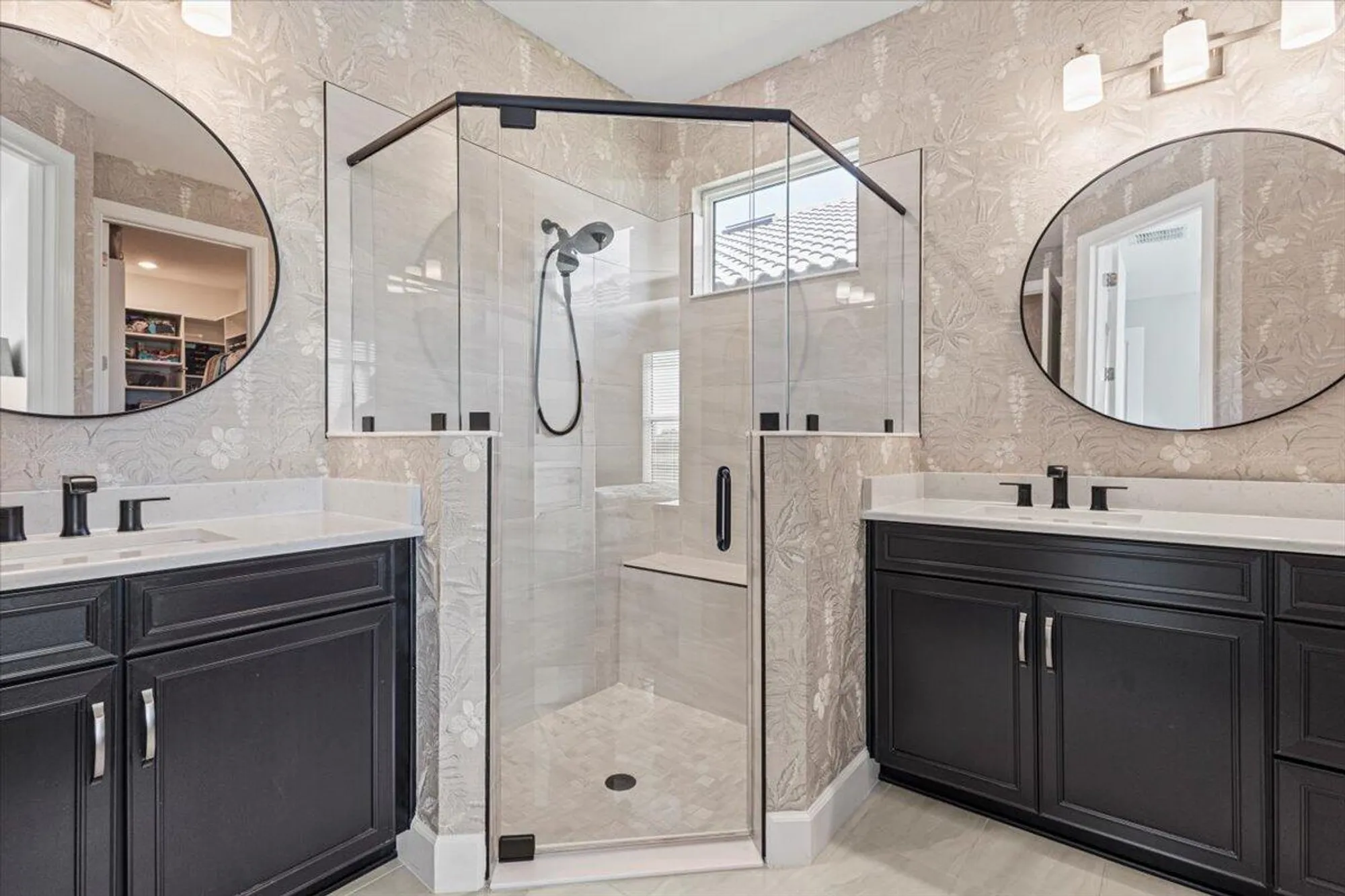 Property Slideshow image 33 of 73 | 10027 sw santini rd, Port Saint Lucie, FL, 34987