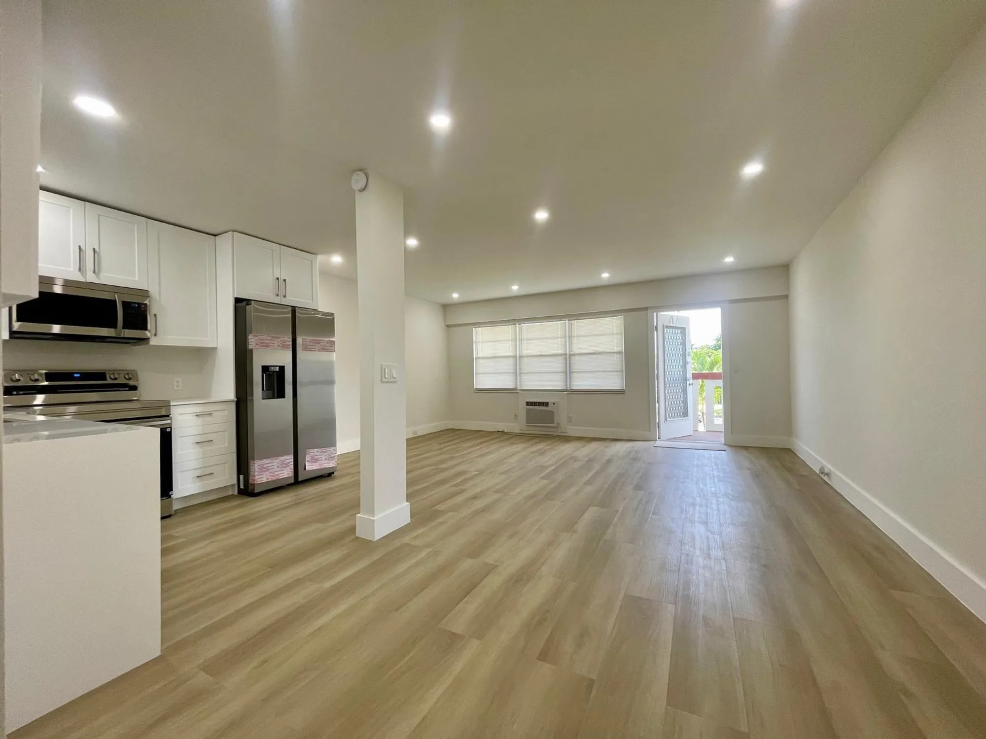 Property Slideshow image 17 of 51 | 328 brighton h, Boca Raton, FL, 33434