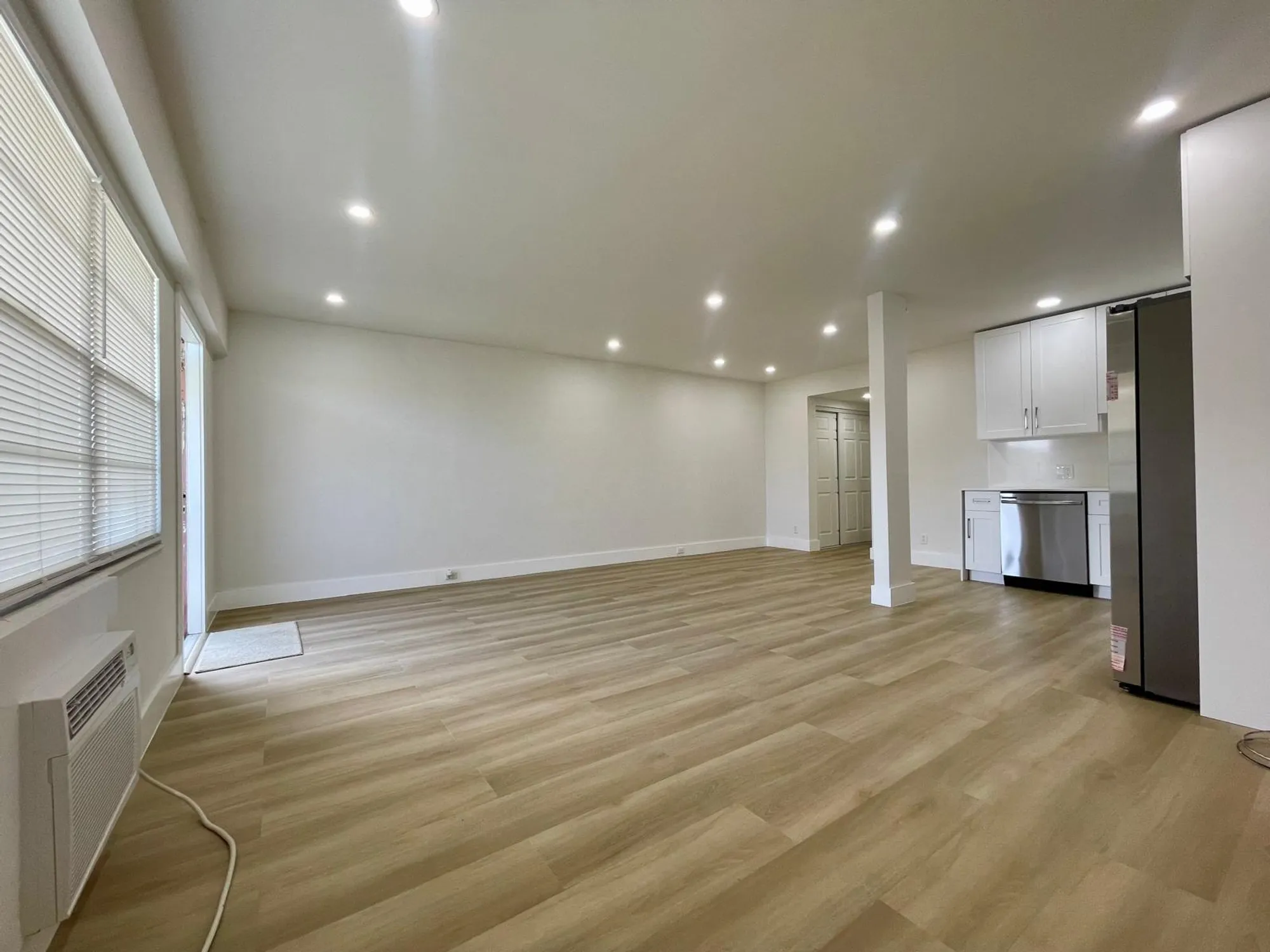 Property Slideshow image 19 of 51 | 328 brighton h, Boca Raton, FL, 33434