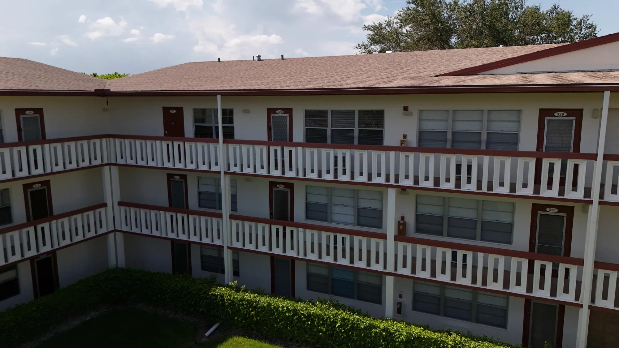 Property Slideshow image 3 of 51 | 328 brighton h, Boca Raton, FL, 33434