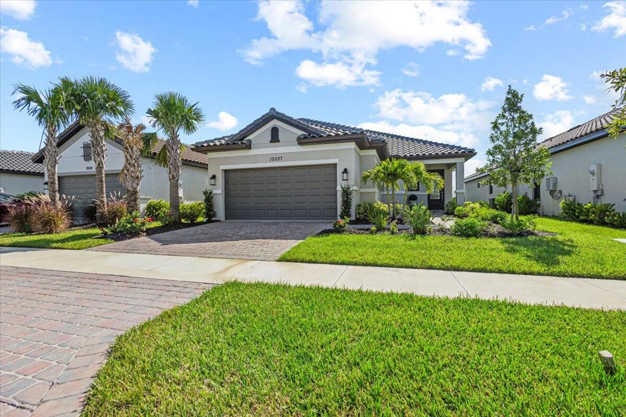 Property Slideshow image 5 of 73 | 10027 sw santini rd, Port Saint Lucie, FL, 34987