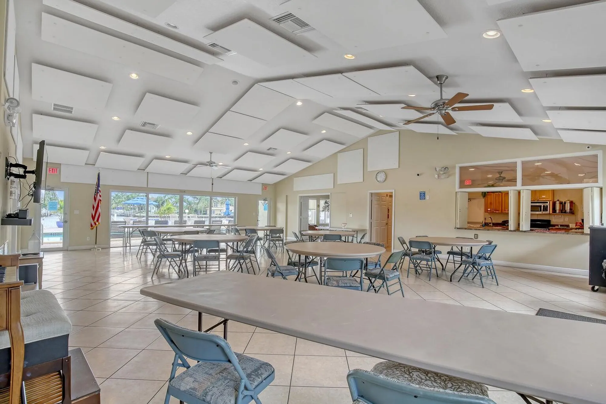 Property Slideshow image 21 of 31 | 638 snug harbor dr e7, Boynton Beach, FL, 33435