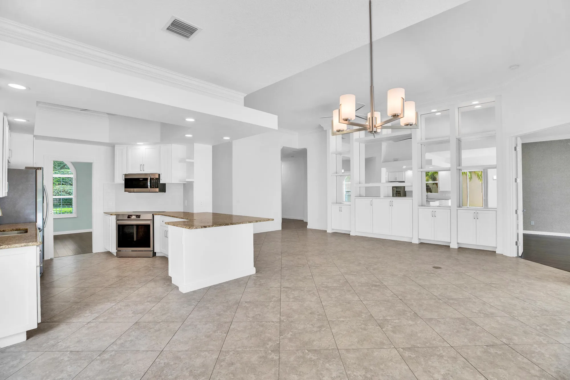 Property Slideshow image 12 of 48 | 5282 eleuthra cir, Vero Beach, FL, 32967