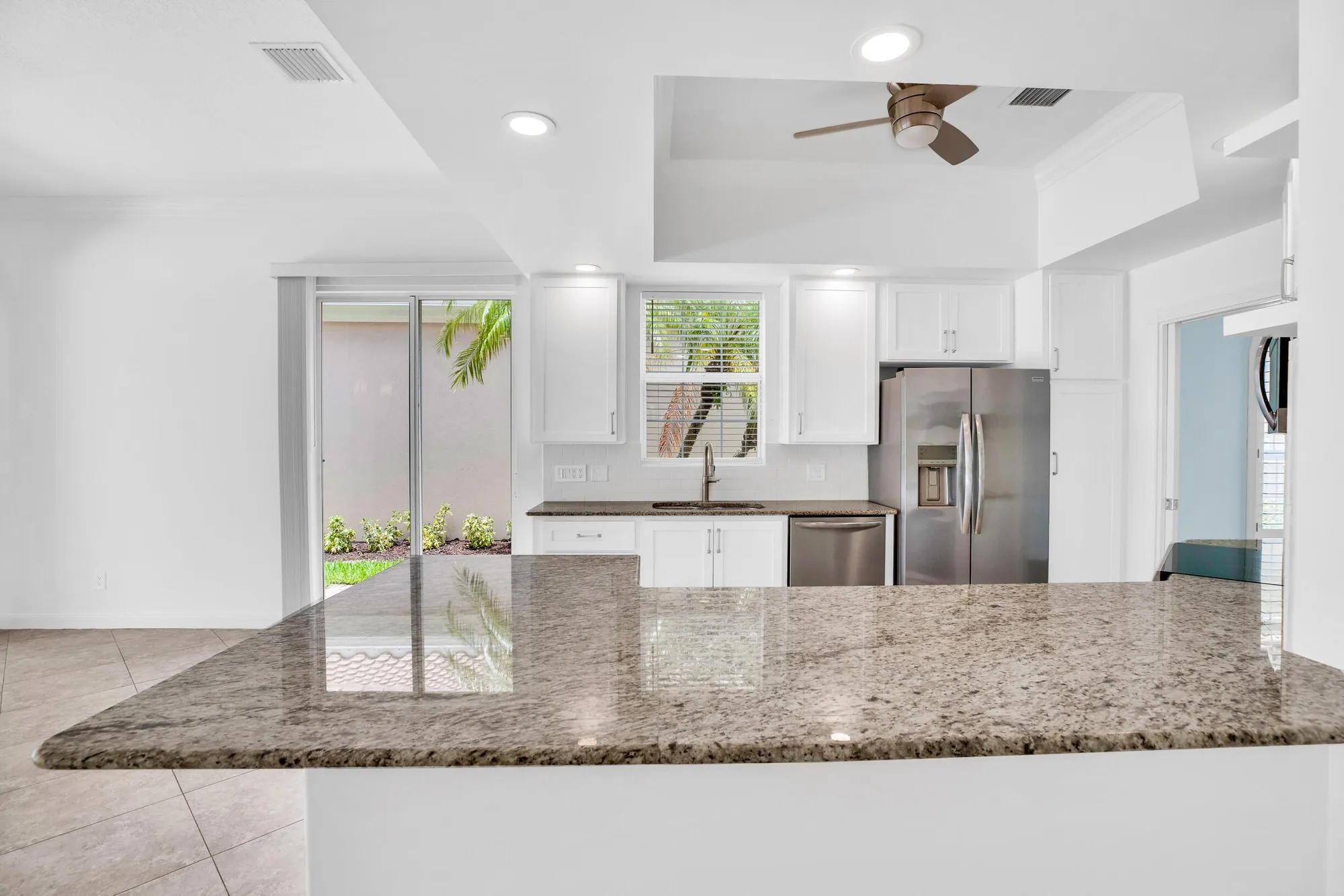 Property Slideshow image 11 of 48 | 5282 eleuthra cir, Vero Beach, FL, 32967