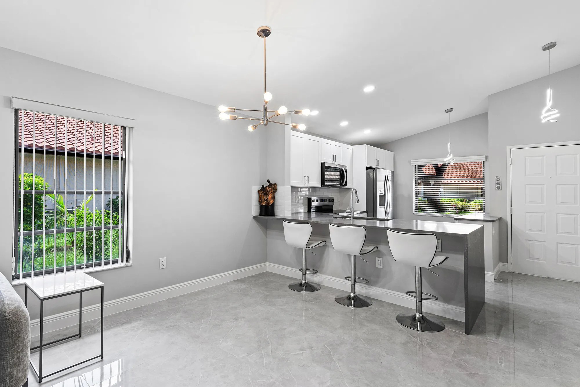 Property Slideshow image 9 of 46 | 6175 kings gate cir, Delray Beach, FL, 33484